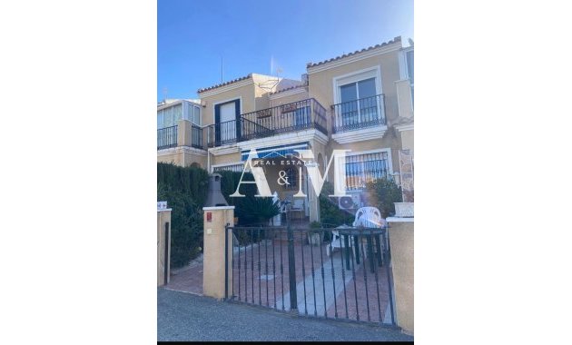 Adosado - Alquiler a largo plazo - Torrevieja - Nueva Torrevieja - Aguas Nuevas