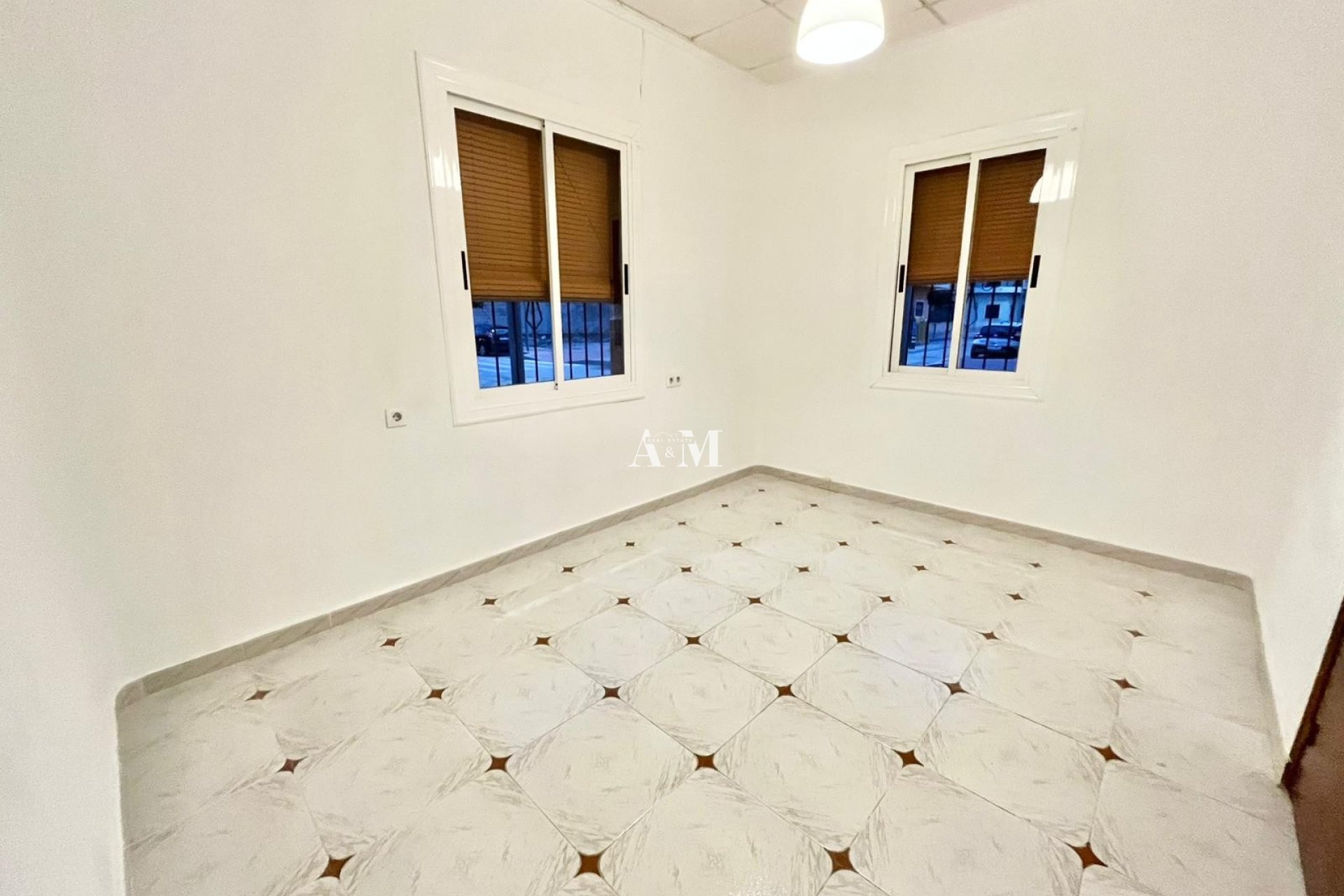 Alquiler a corto plazo - Apartamento / piso - Dolores