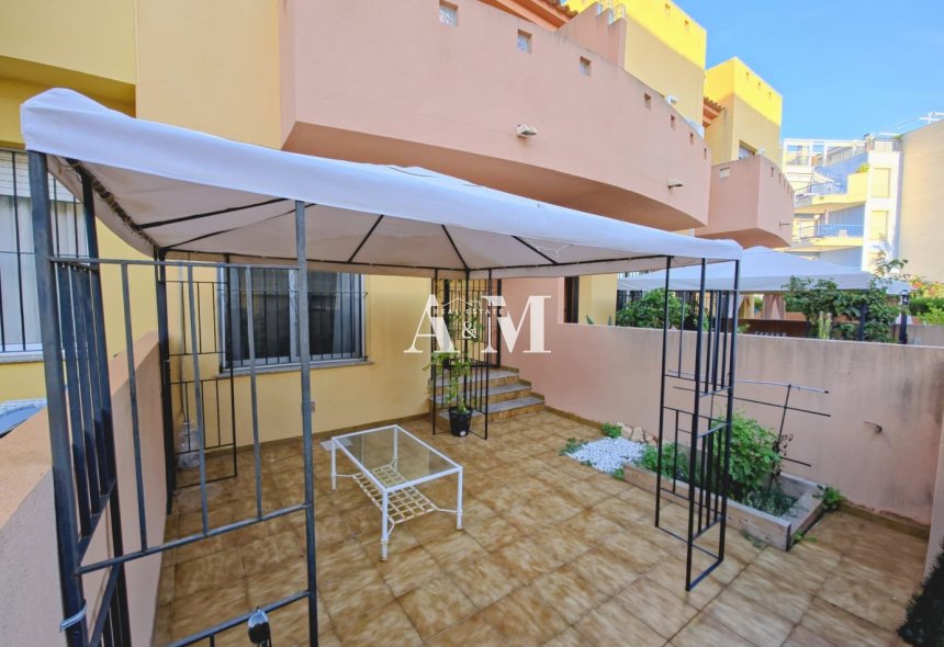 Alquiler a largo plazo - Adosado - Cabo Roig