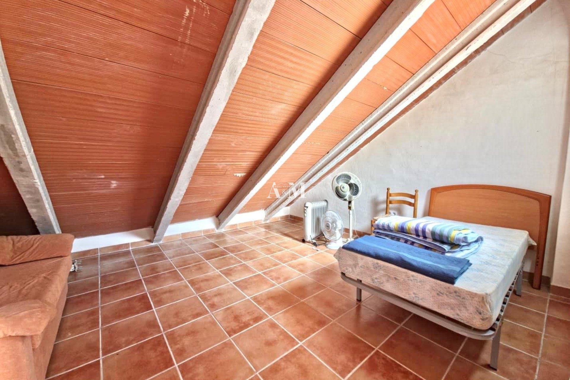 Alquiler a largo plazo - Adosado - Los Belones