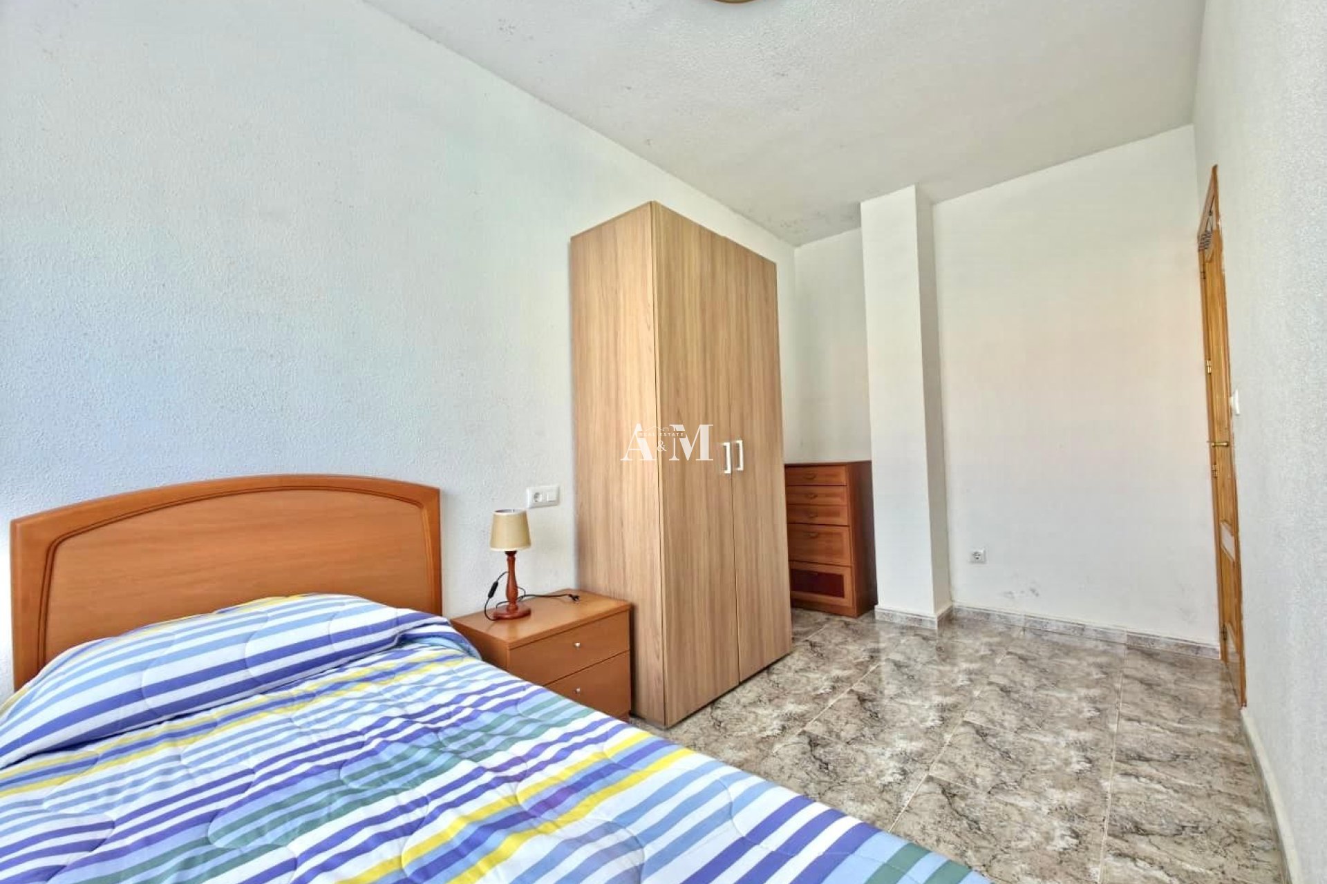 Alquiler a largo plazo - Adosado - Los Belones