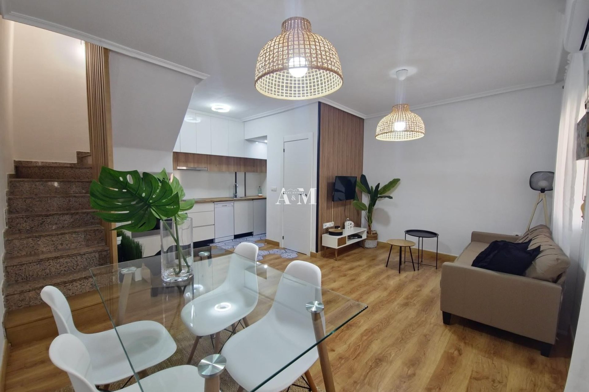 Alquiler a largo plazo - Adosado - Orihuela Costa - Playa Flamenca