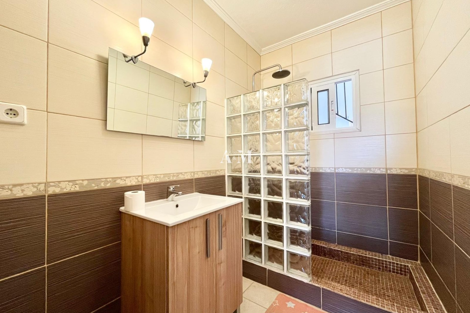 Alquiler a largo plazo - Adosado - San Miguel de Salinas