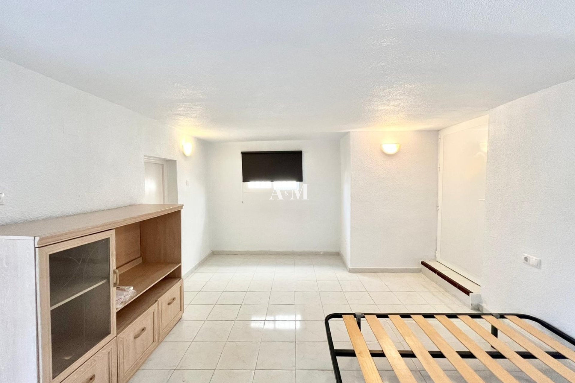 Alquiler a largo plazo - Adosado - San Miguel de Salinas