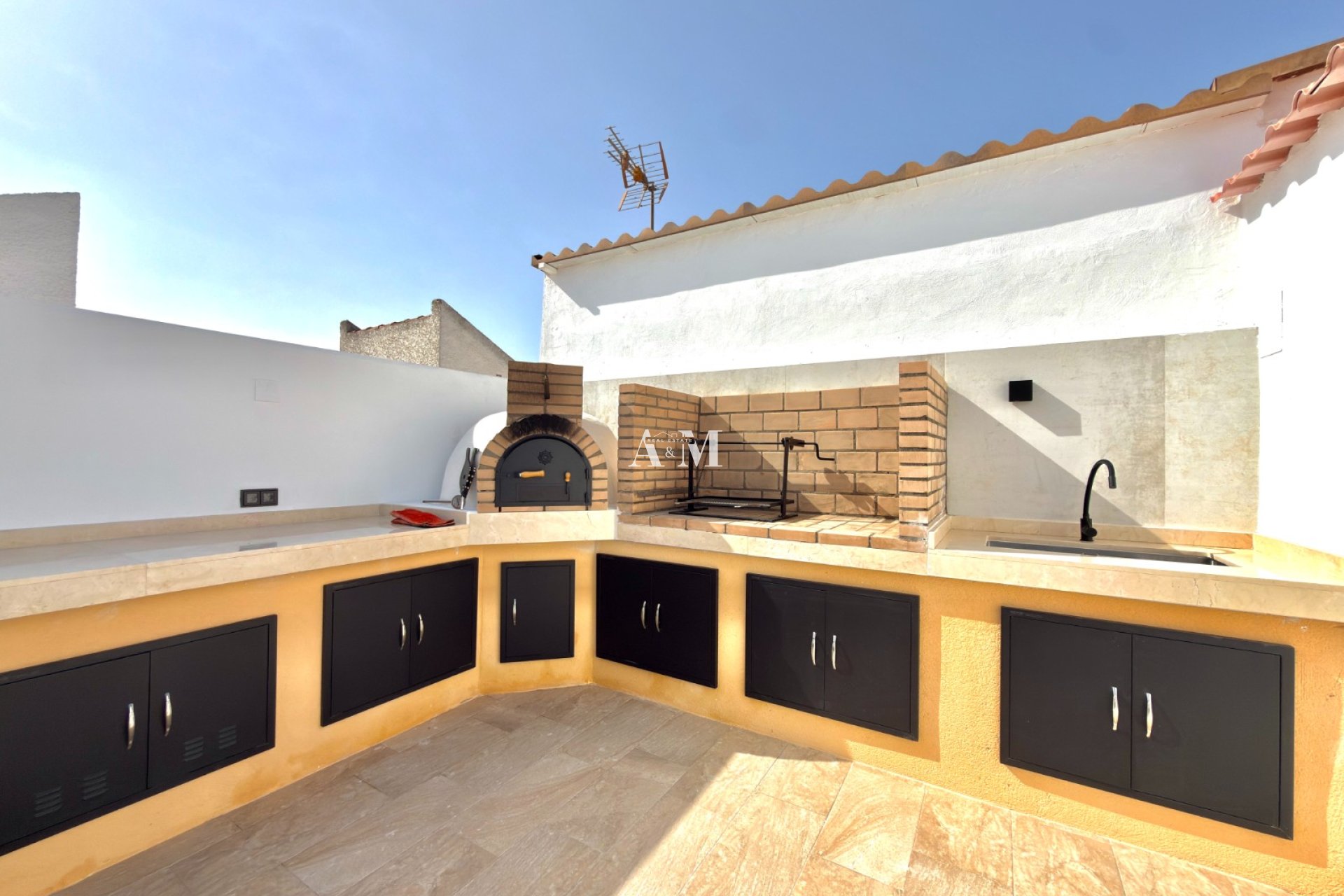 Alquiler a largo plazo - Adosado - Torrevieja - Nueva Torrevieja