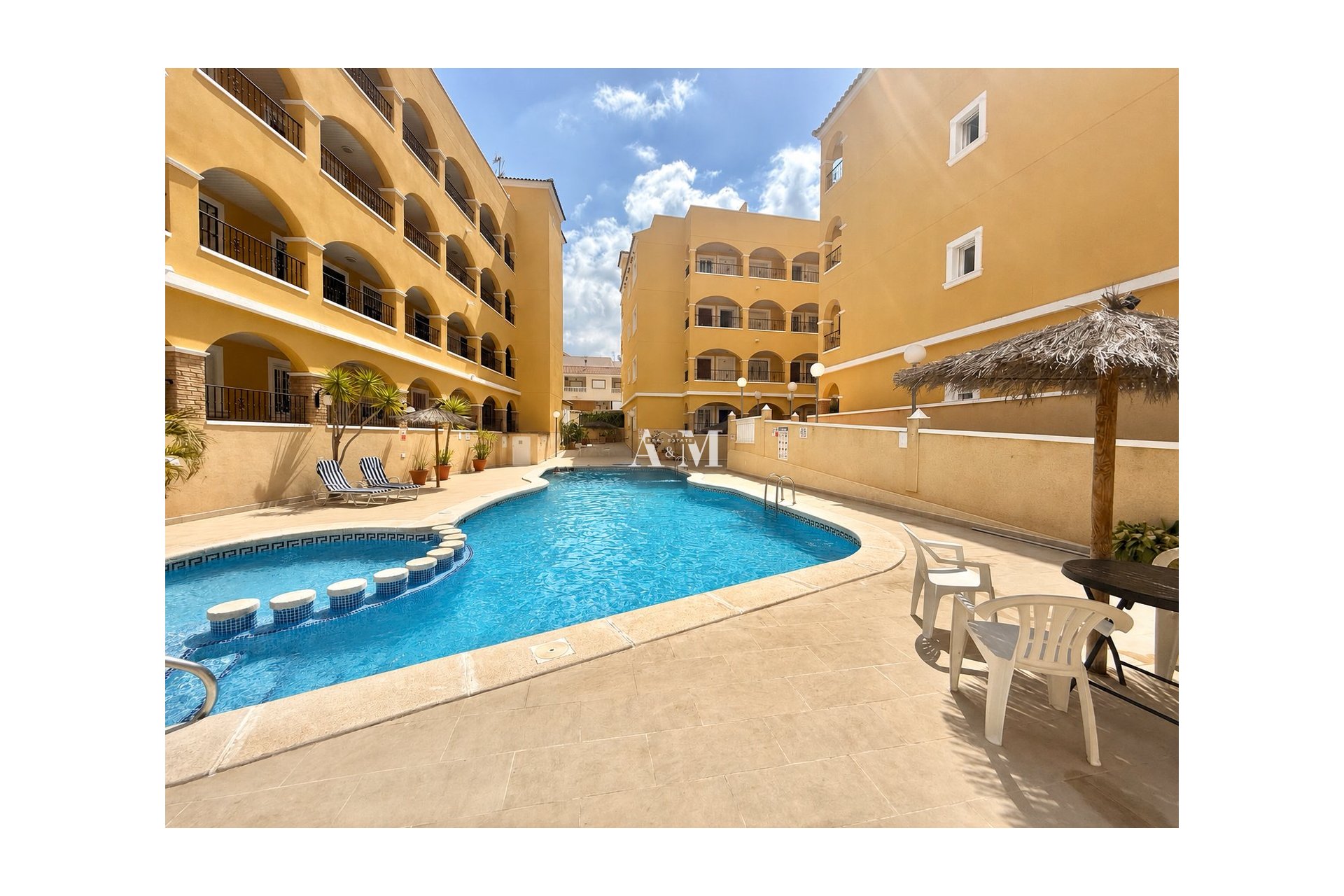 Alquiler a largo plazo - Apartamento / piso - Algorfa