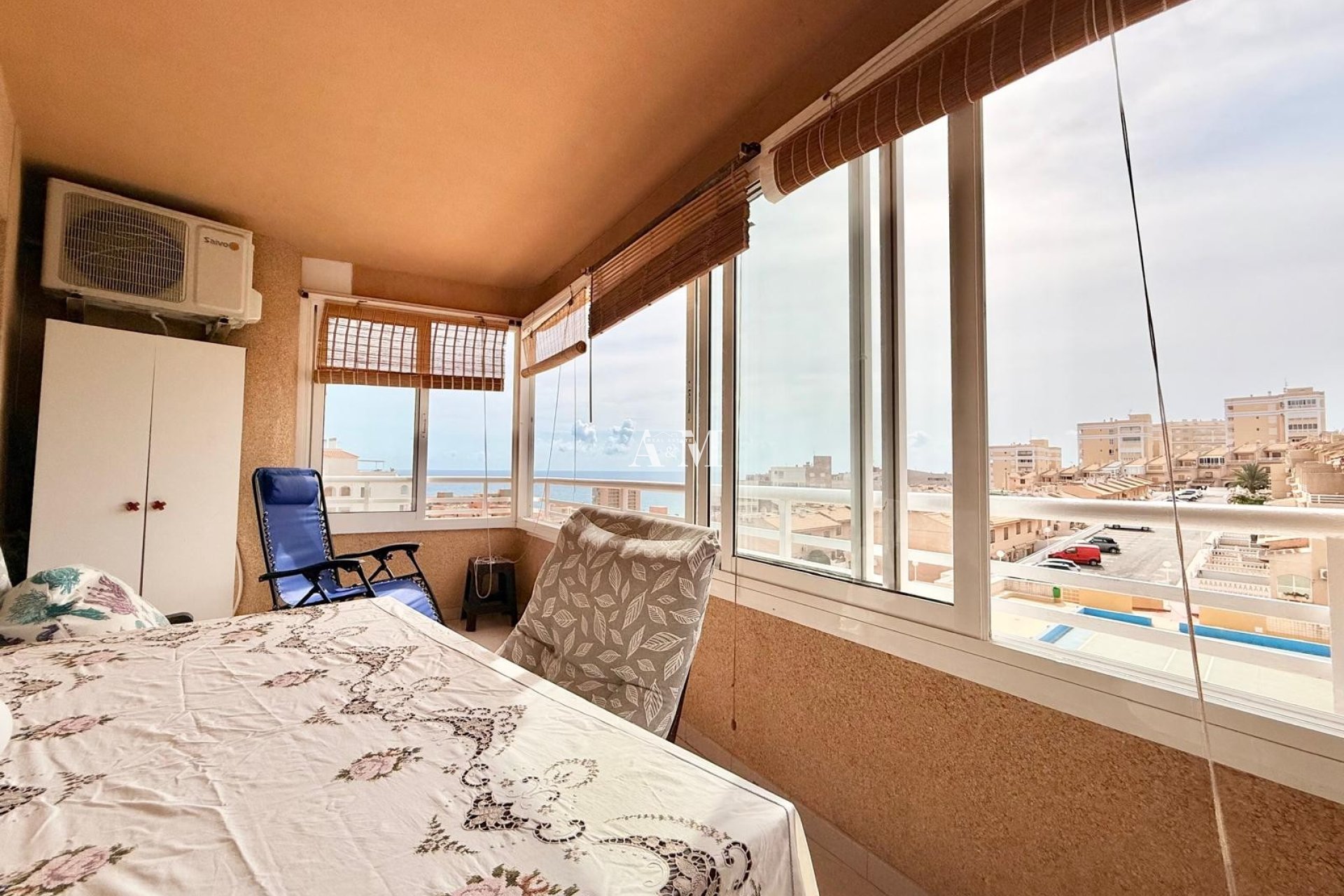 Alquiler a largo plazo - Apartamento / piso - Arenales del Sol - Arenales