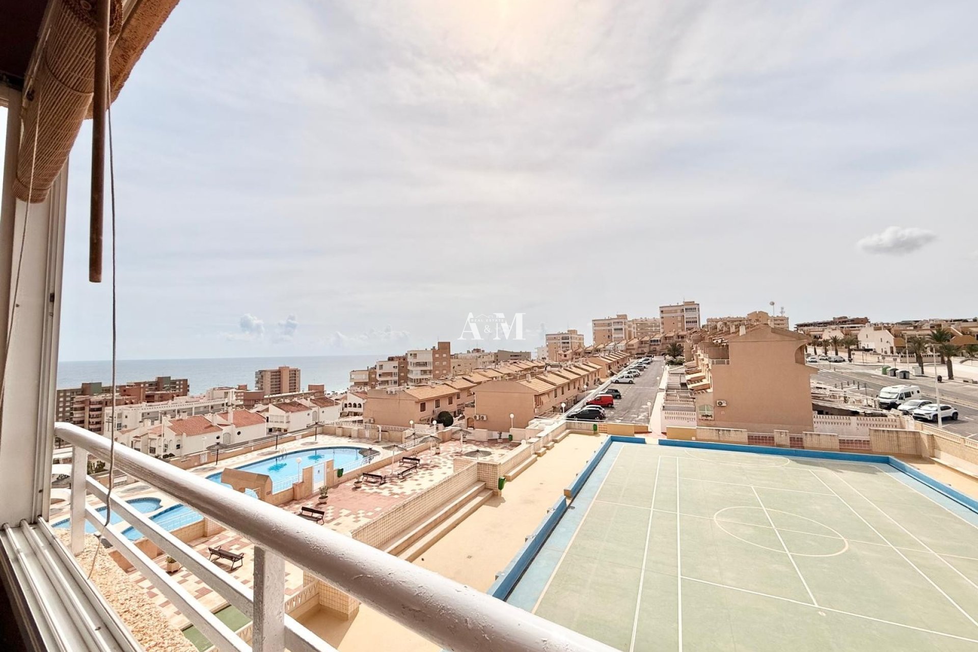 Alquiler a largo plazo - Apartamento / piso - Arenales del Sol - Arenales
