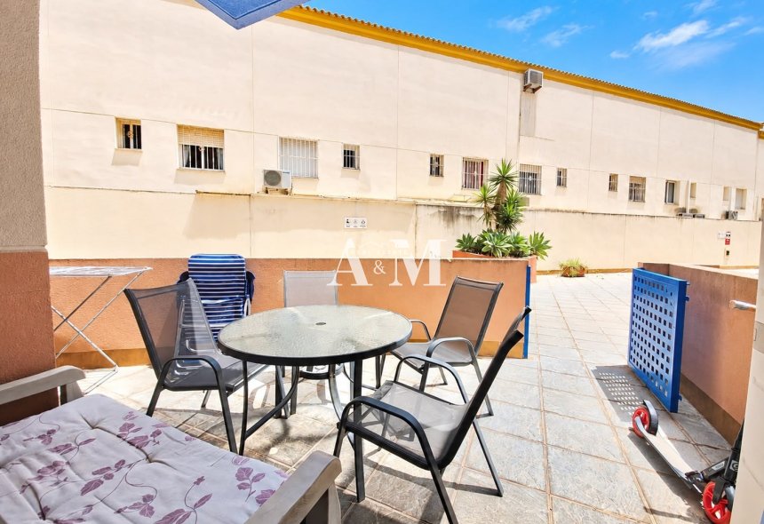 Alquiler a largo plazo - Apartamento / piso - Cabo Roig