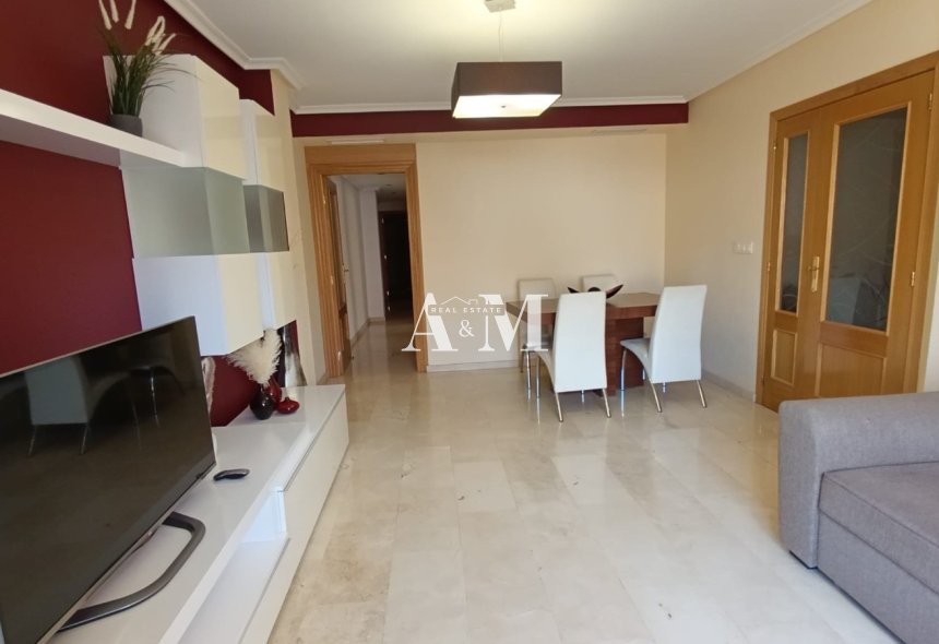 Alquiler a largo plazo - Apartamento / piso - Crevillente