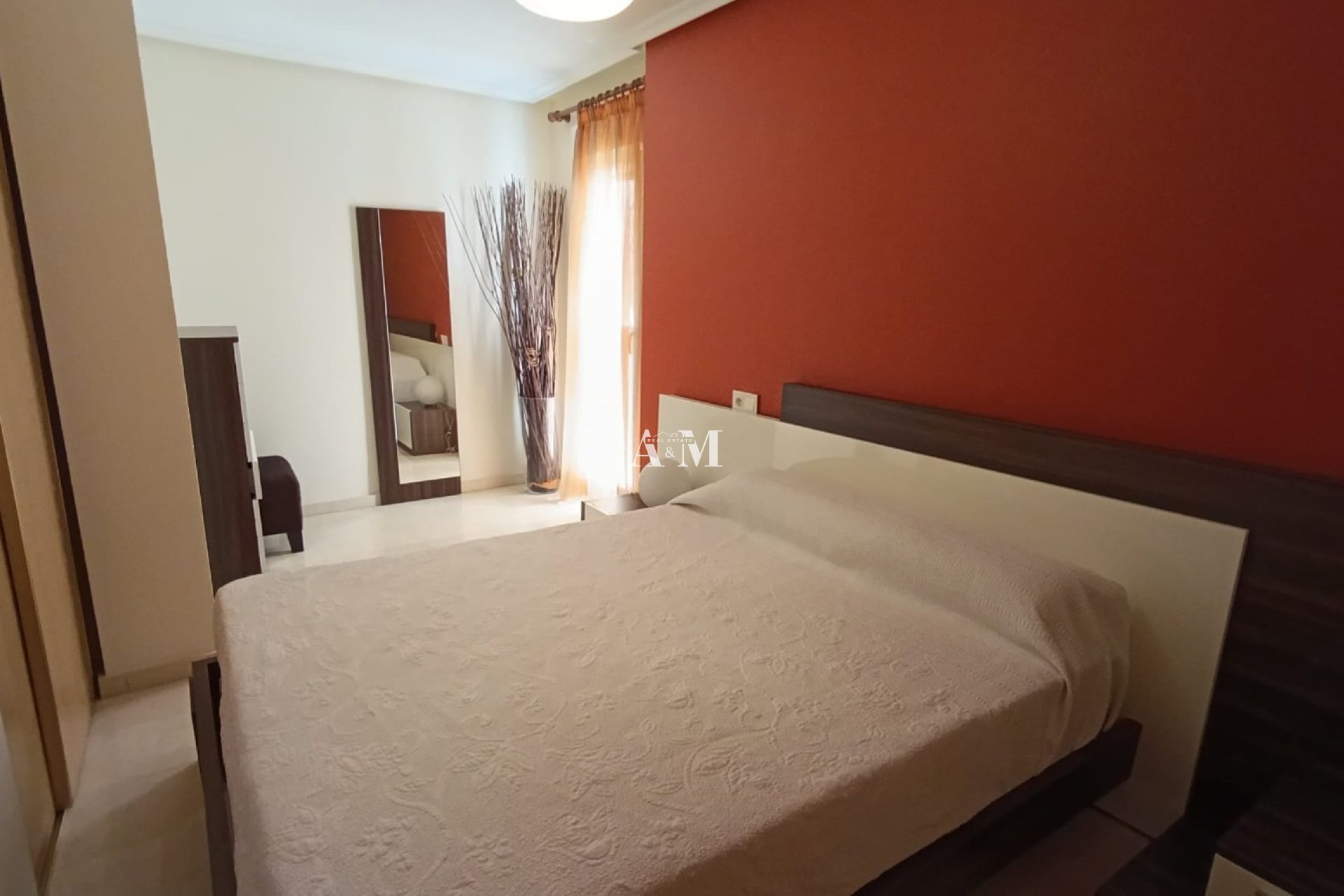 Alquiler a largo plazo - Apartamento / piso - Crevillente