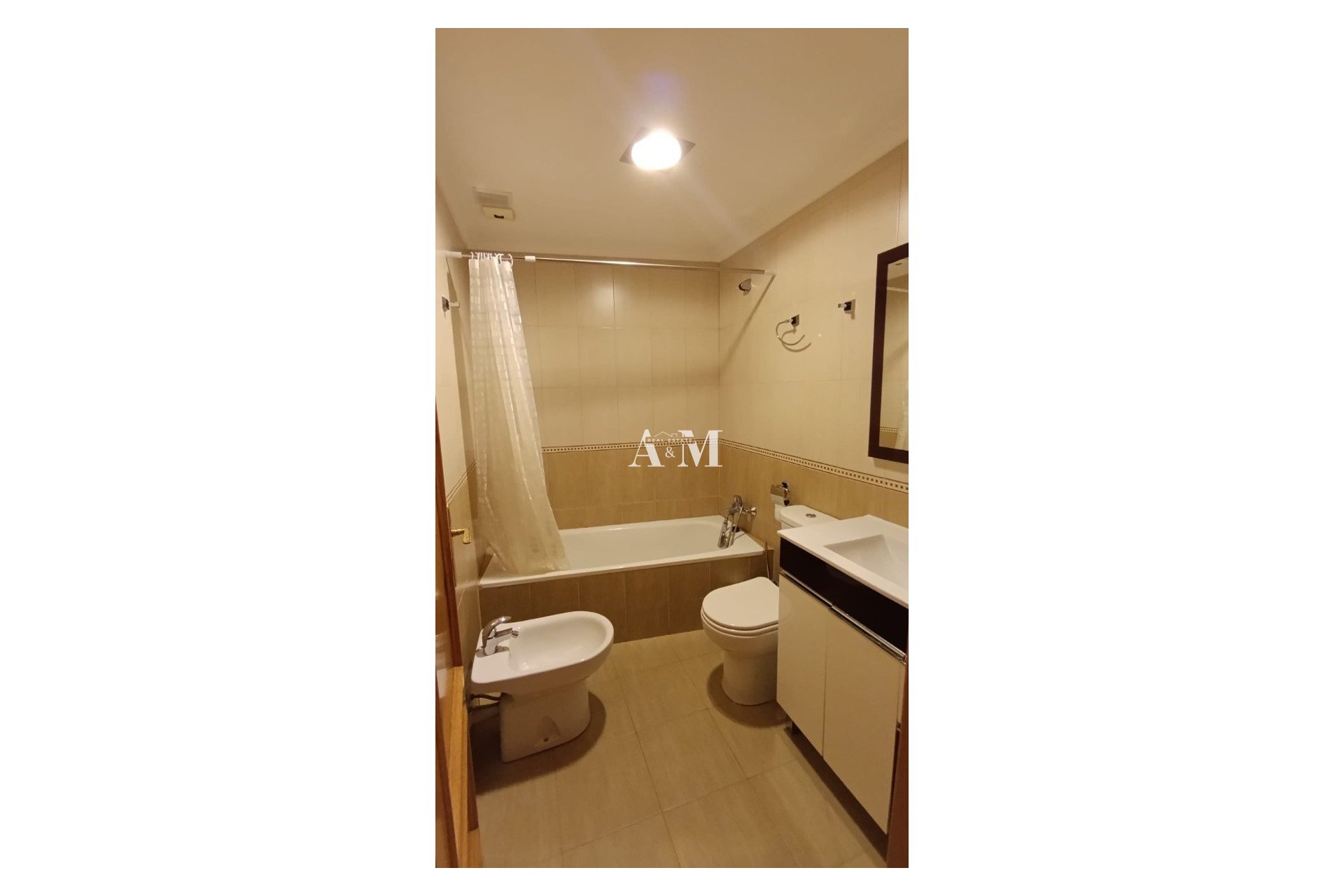 Alquiler a largo plazo - Apartamento / piso - Crevillente