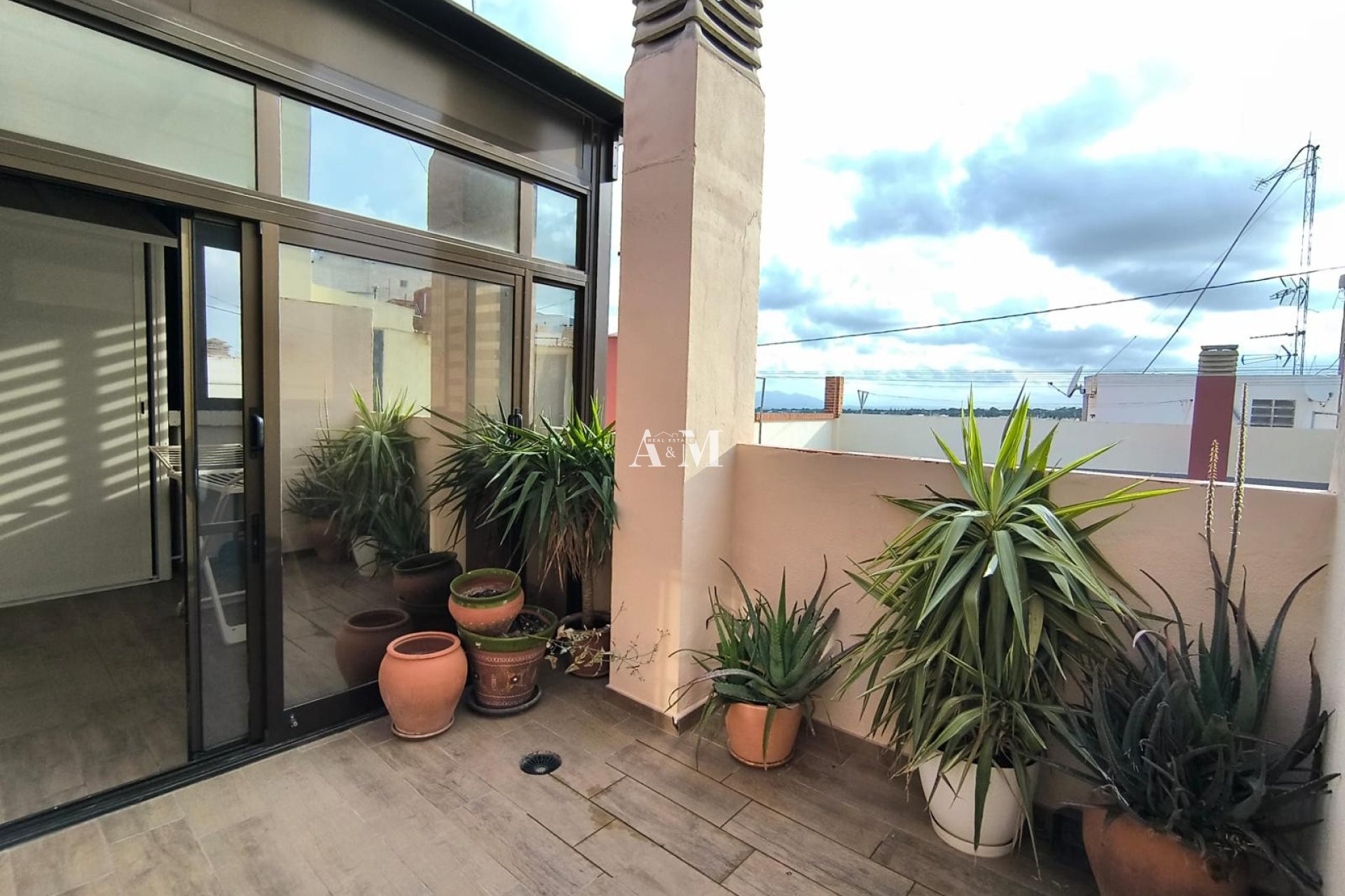 Alquiler a largo plazo - Apartamento / piso - Crevillente