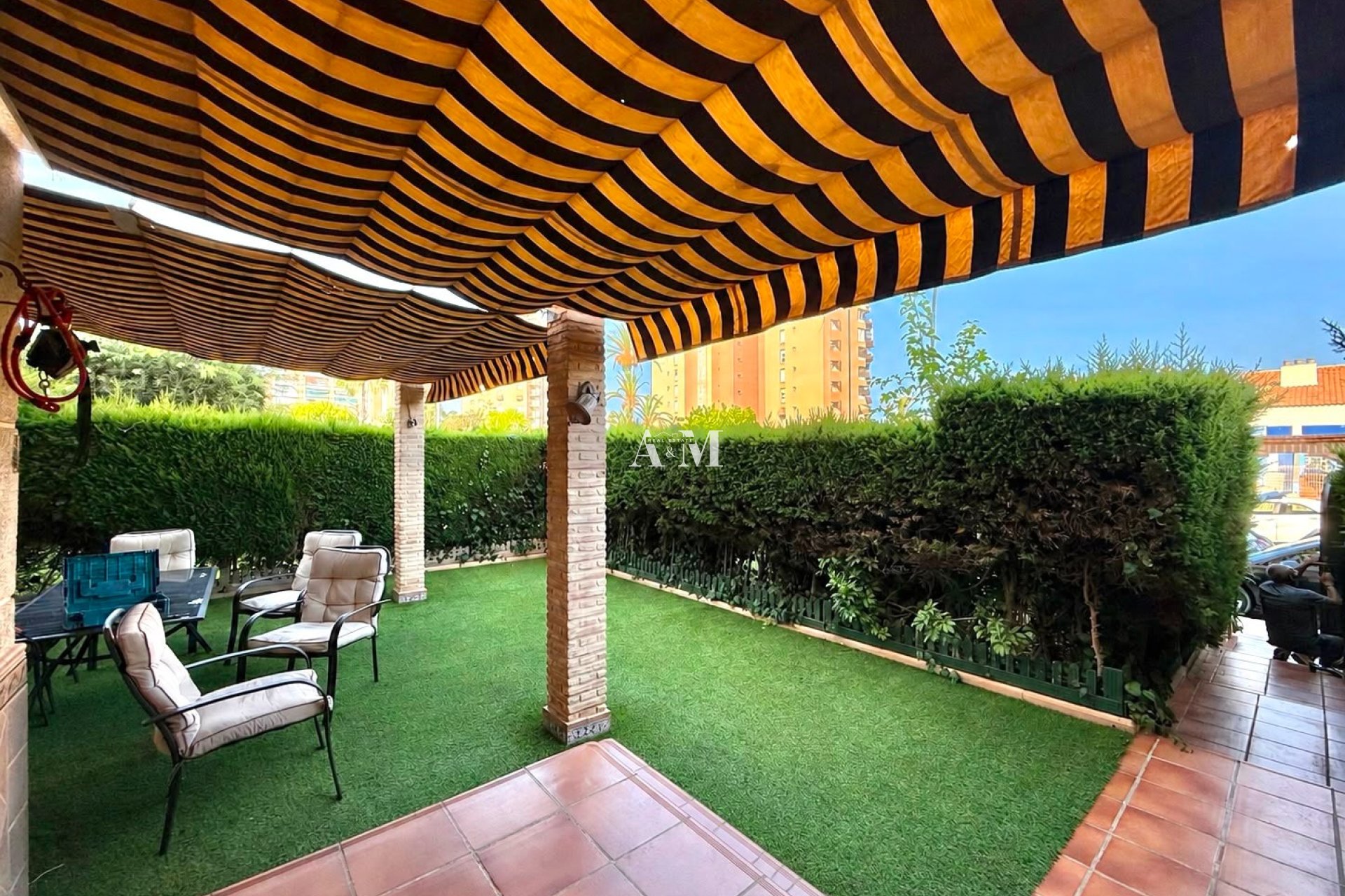 Alquiler a largo plazo - Apartamento / piso - Dehesa de Campoamor