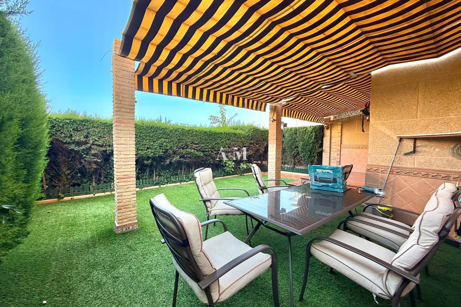 Alquiler a largo plazo - Apartamento / piso - Dehesa de Campoamor