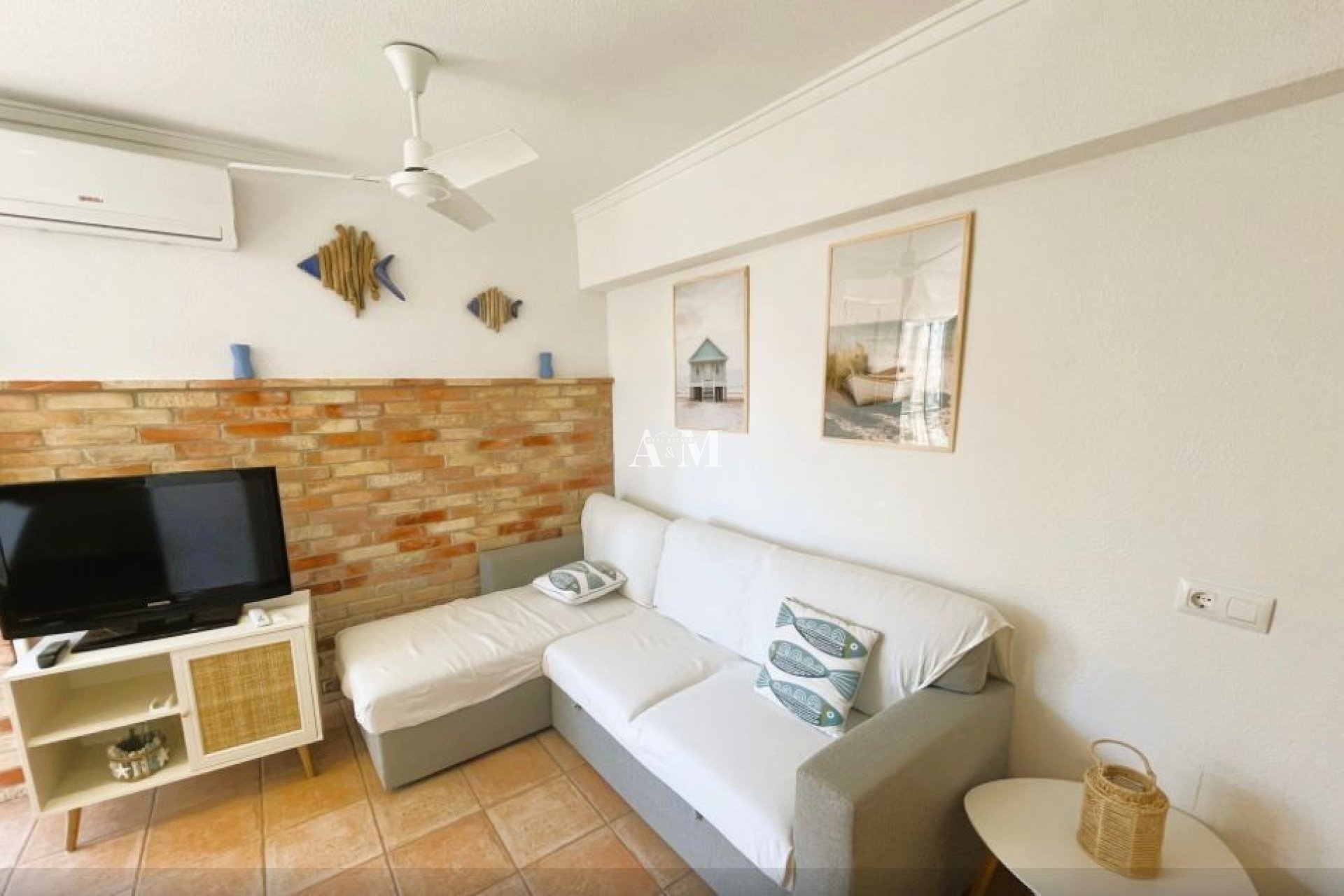 Alquiler a largo plazo - Apartamento / piso - Dehesa de Campoamor