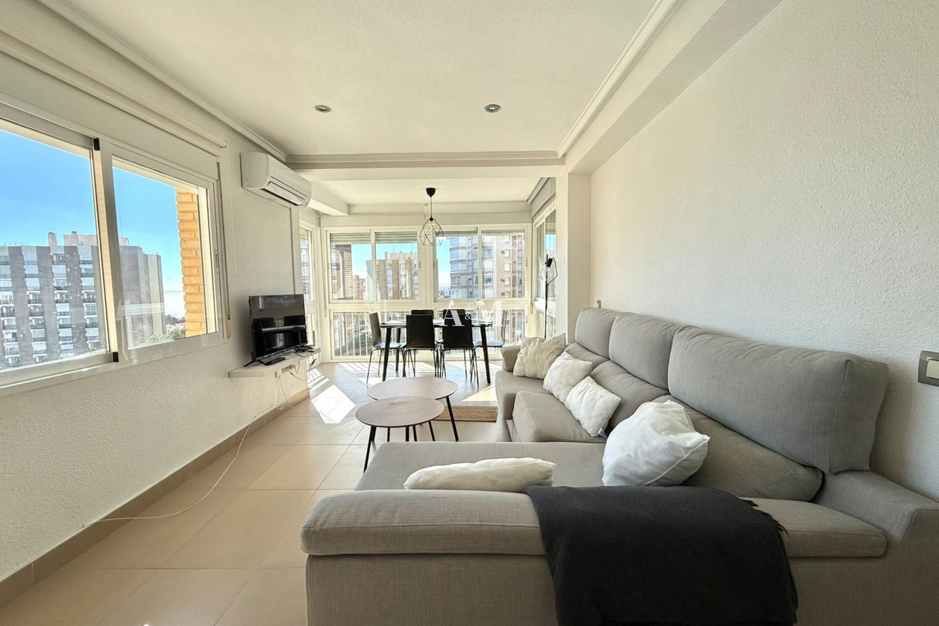 Alquiler a largo plazo - Apartamento / piso - Dehesa de Campoamor