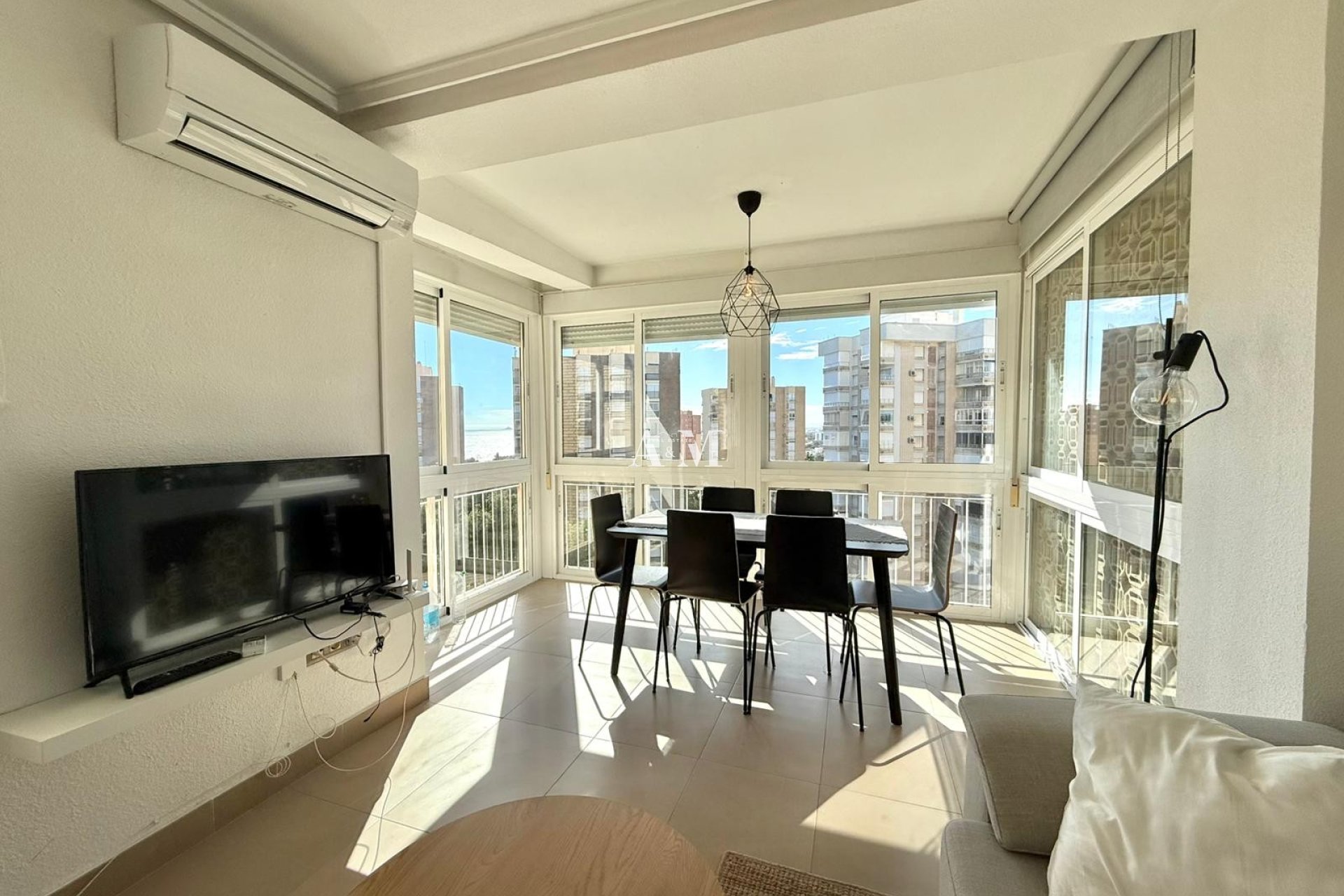 Alquiler a largo plazo - Apartamento / piso - Dehesa de Campoamor