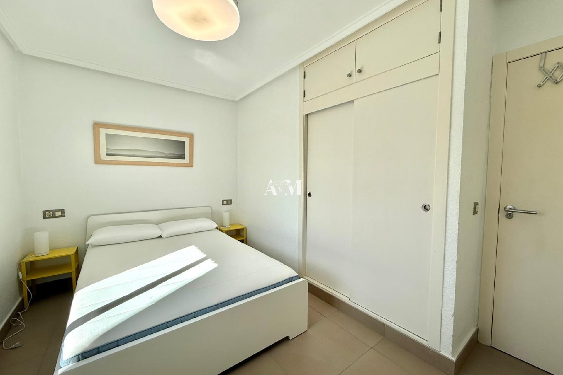 Alquiler a largo plazo - Apartamento / piso - Dehesa de Campoamor