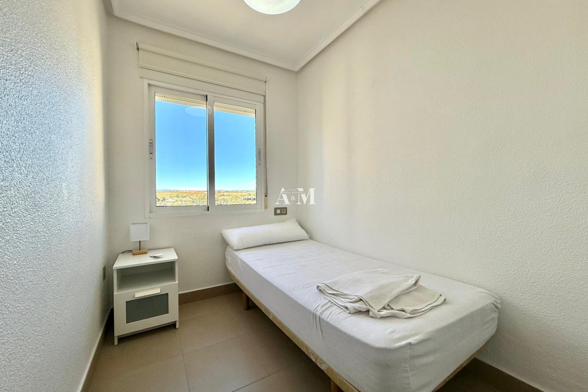 Alquiler a largo plazo - Apartamento / piso - Dehesa de Campoamor