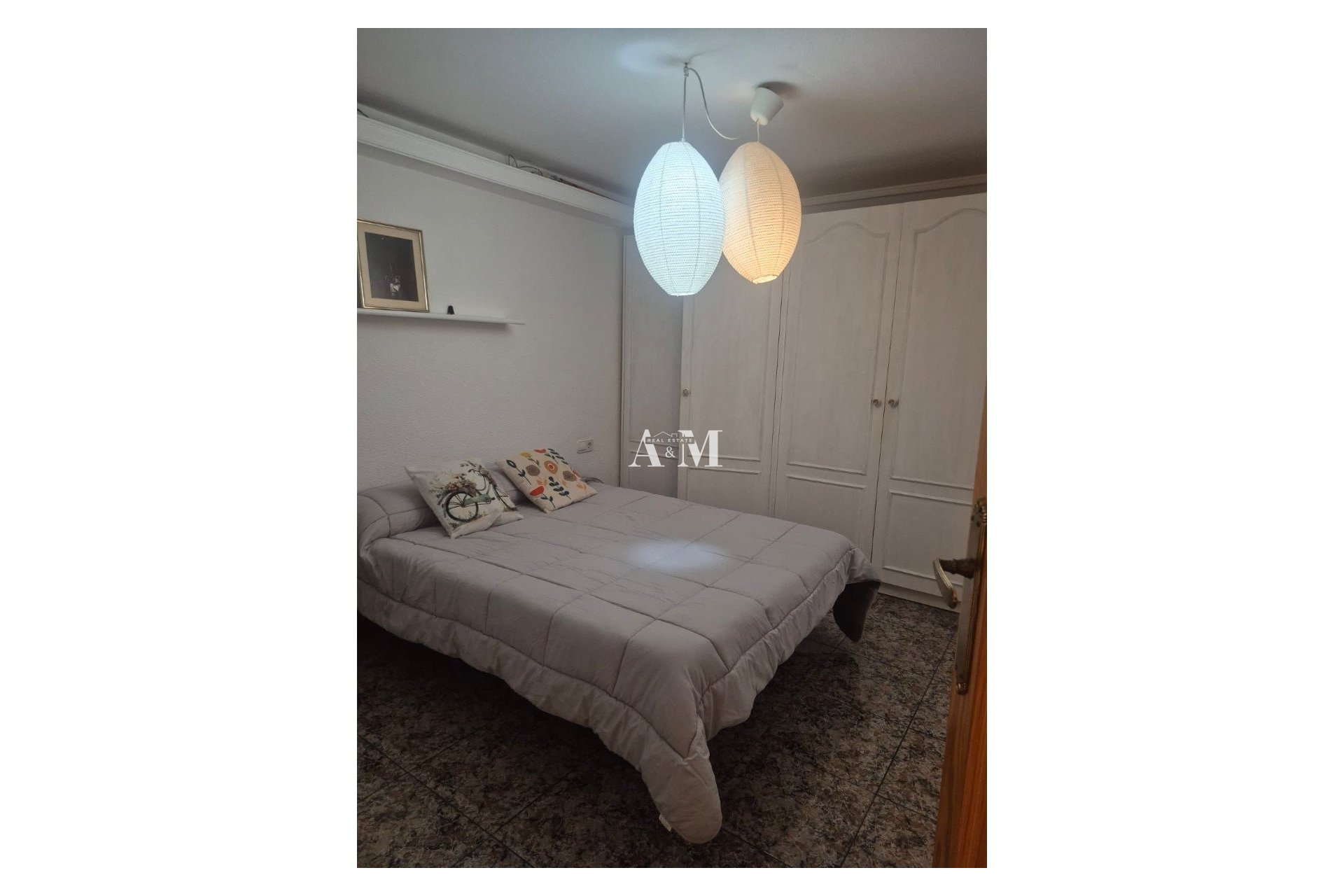 Alquiler a largo plazo - Apartamento / piso - Elche