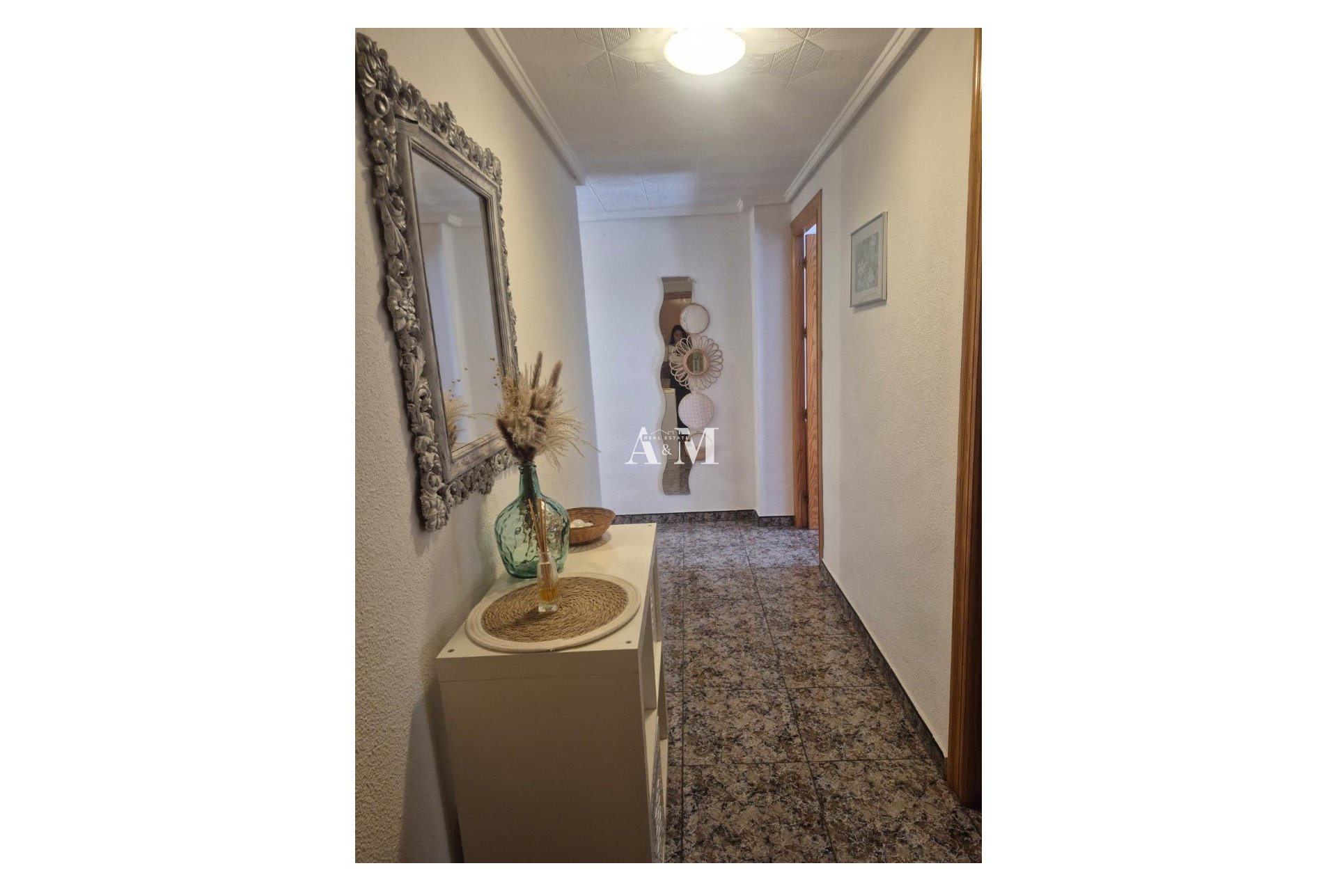 Alquiler a largo plazo - Apartamento / piso - Elche