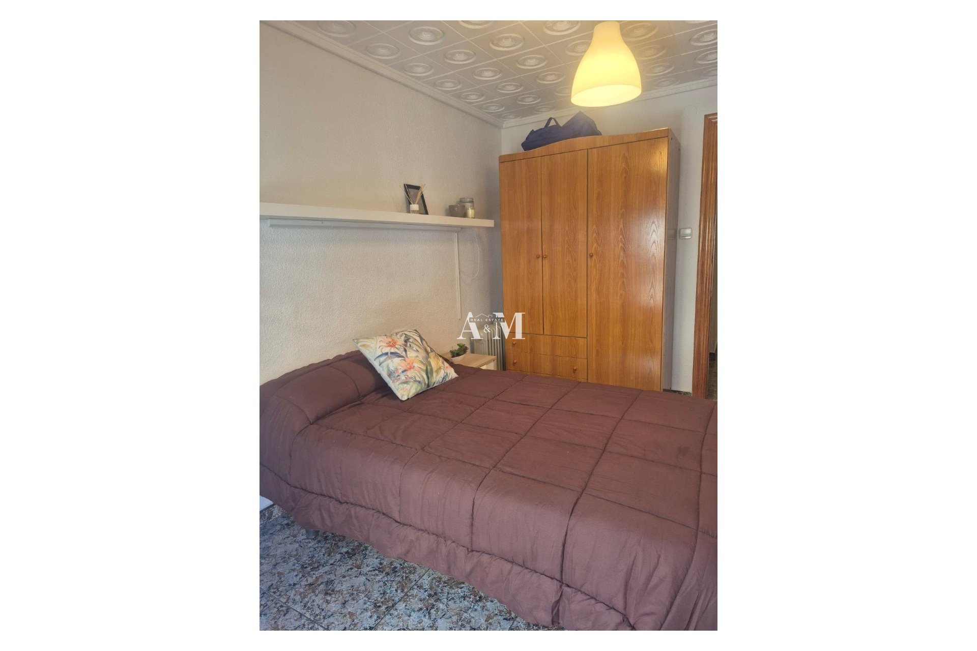Alquiler a largo plazo - Apartamento / piso - Elche