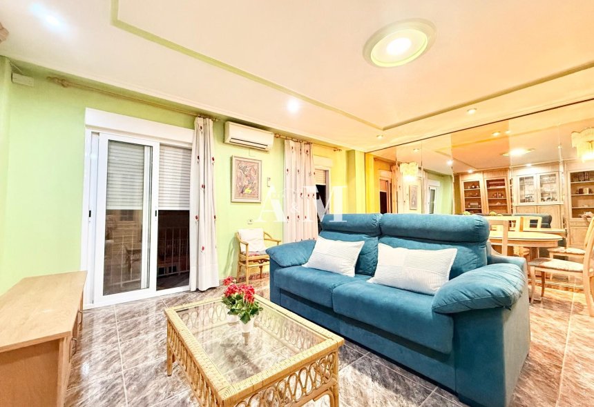 Alquiler a largo plazo - Apartamento / piso - Elche