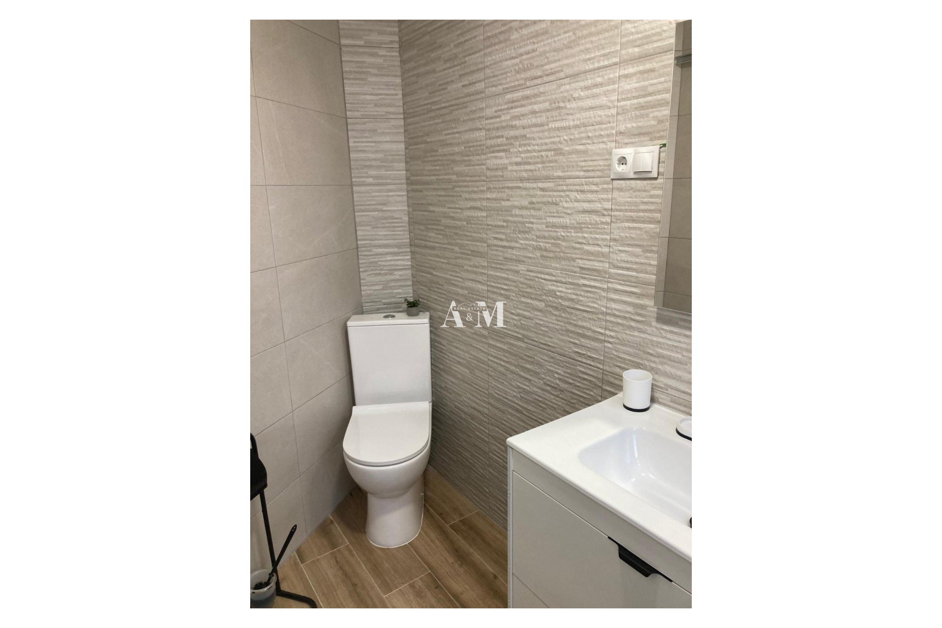Alquiler a largo plazo - Apartamento / piso - Elche
