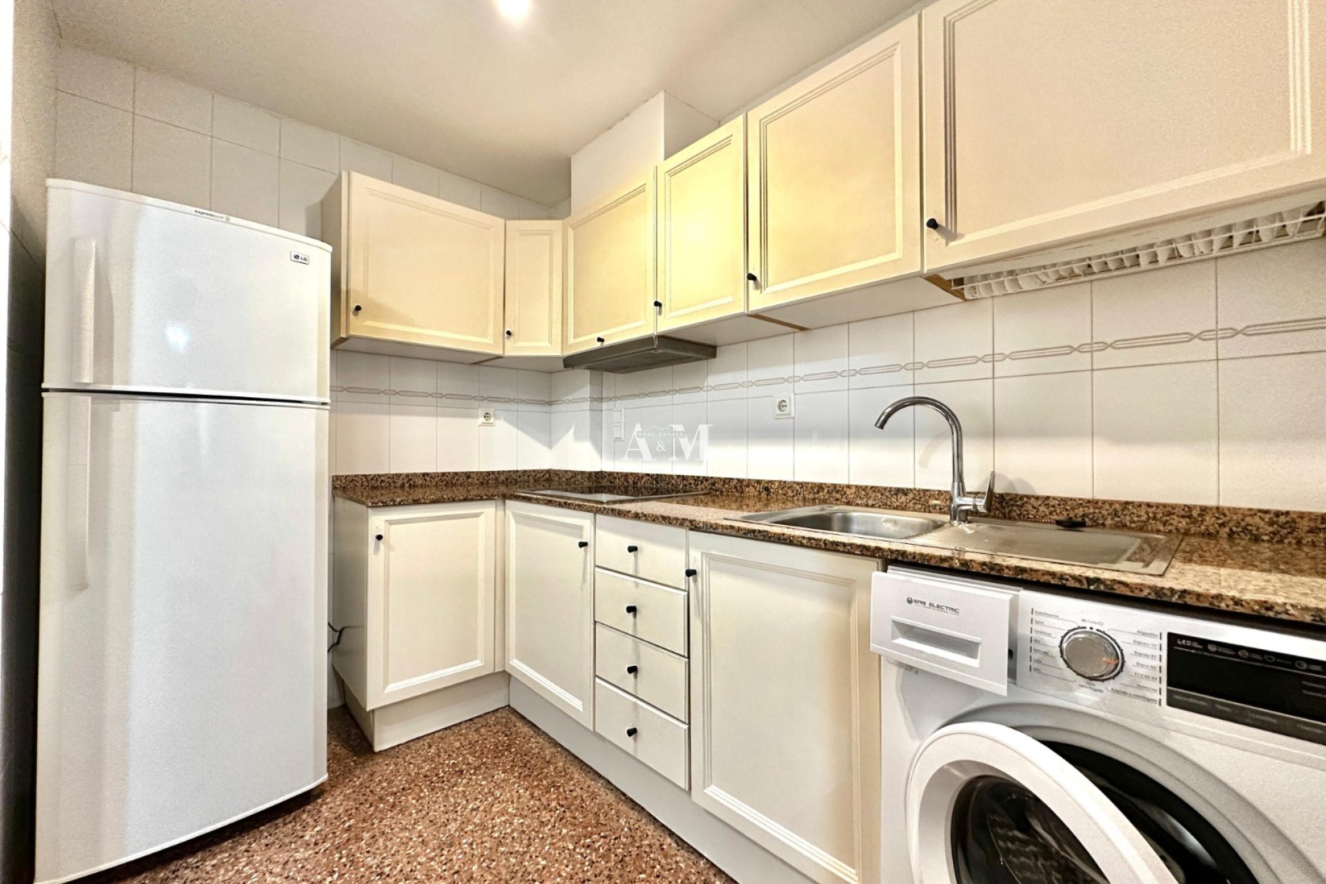 Alquiler a largo plazo - Apartamento / piso - Guardamar del Segura - Guardamar Playa