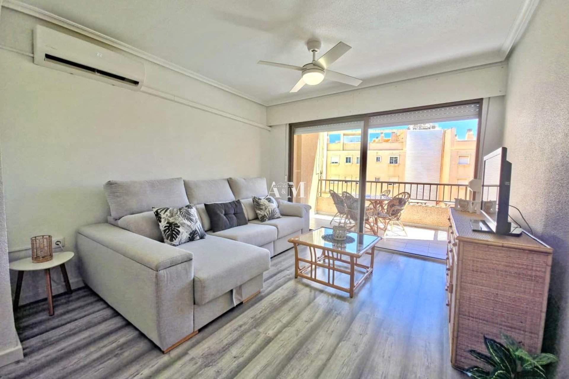 Alquiler a largo plazo - Apartamento / piso - Guardamar del Segura - Guardamar Playa