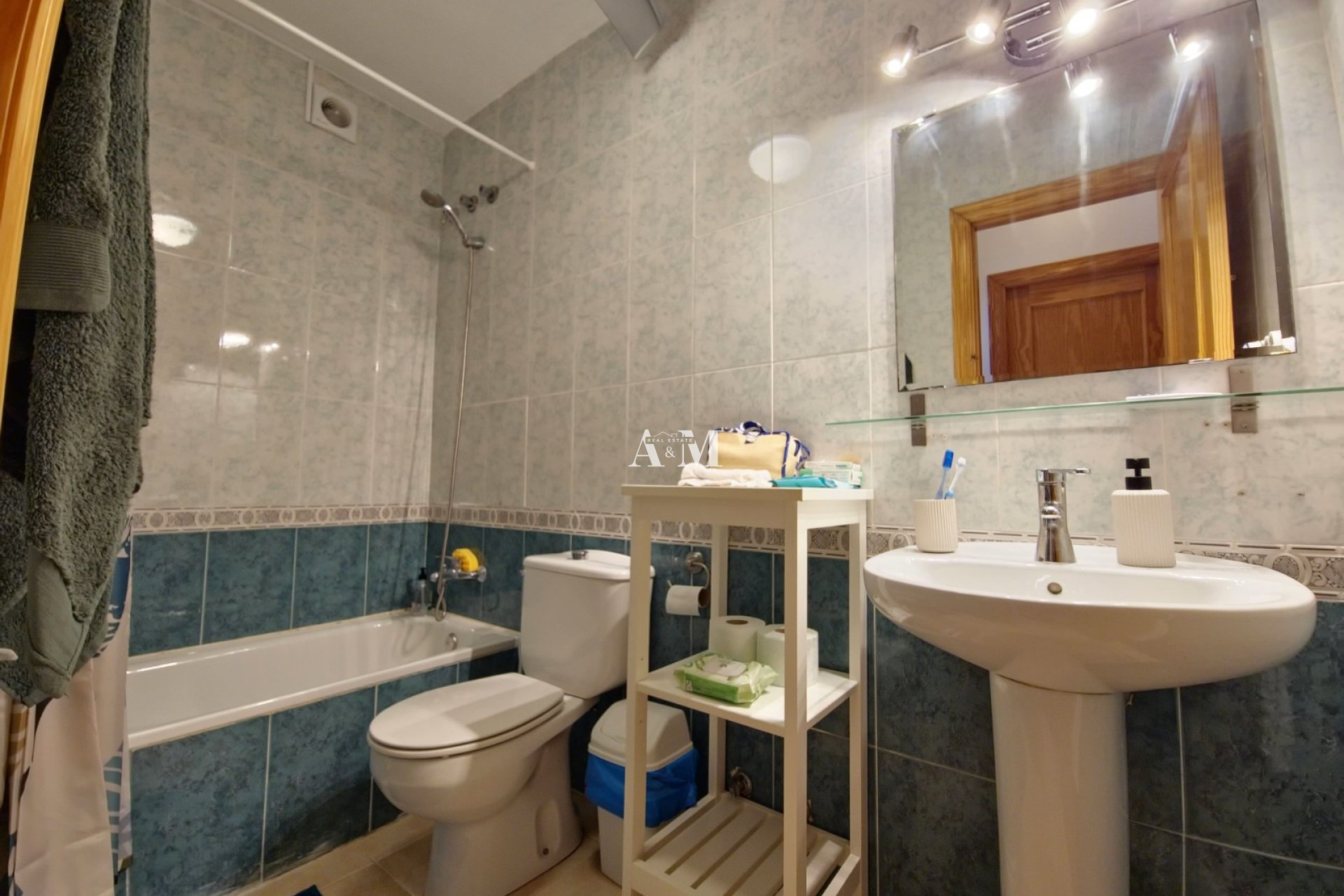 Alquiler a largo plazo - Apartamento / piso - Guardamar del Segura - Urbanizaciones