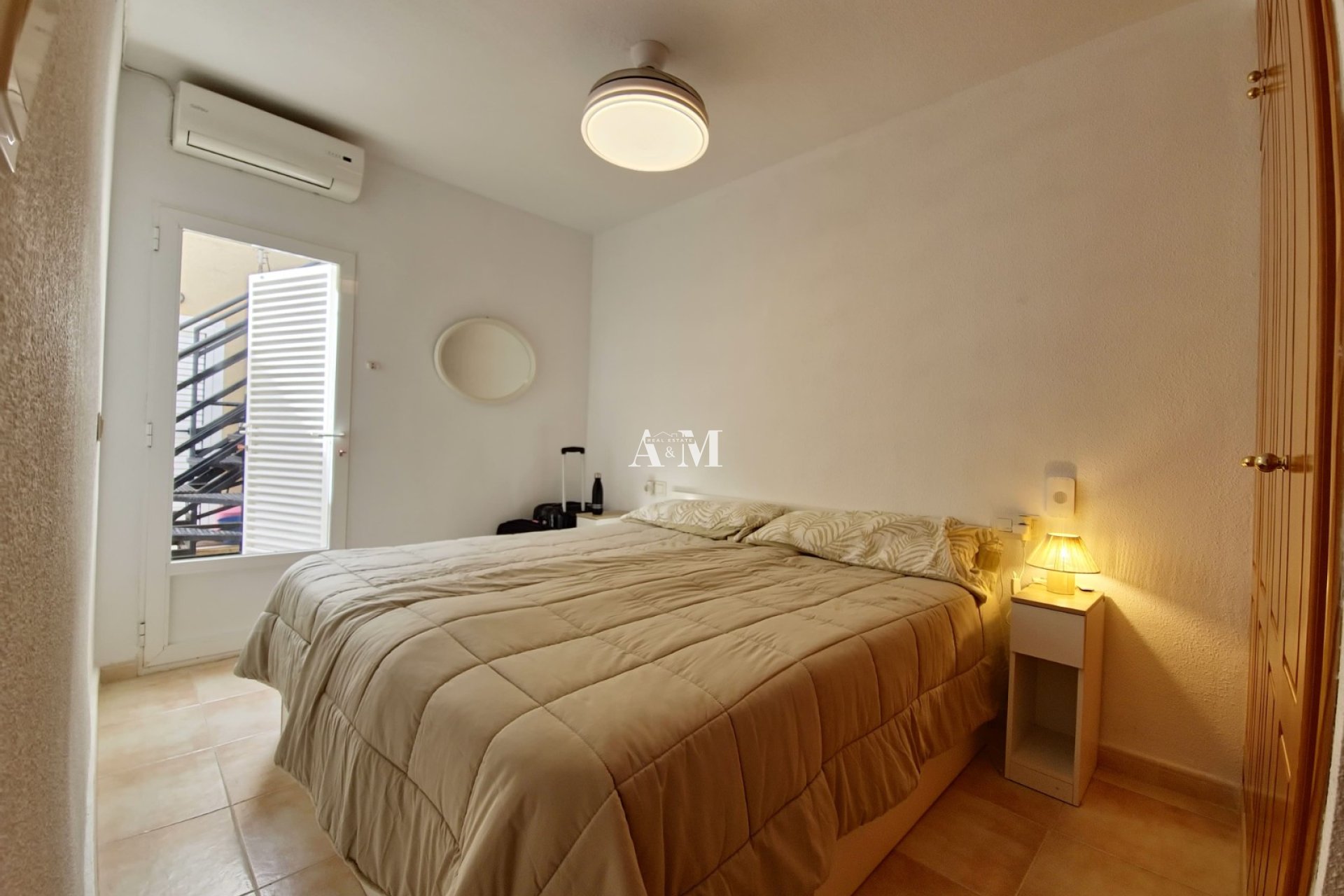 Alquiler a largo plazo - Apartamento / piso - Guardamar del Segura - Urbanizaciones