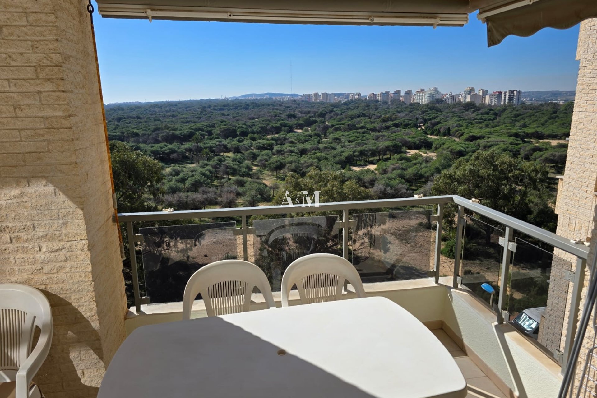 Alquiler a largo plazo - Apartamento / piso - Guardamar del Segura - Urbanizaciones