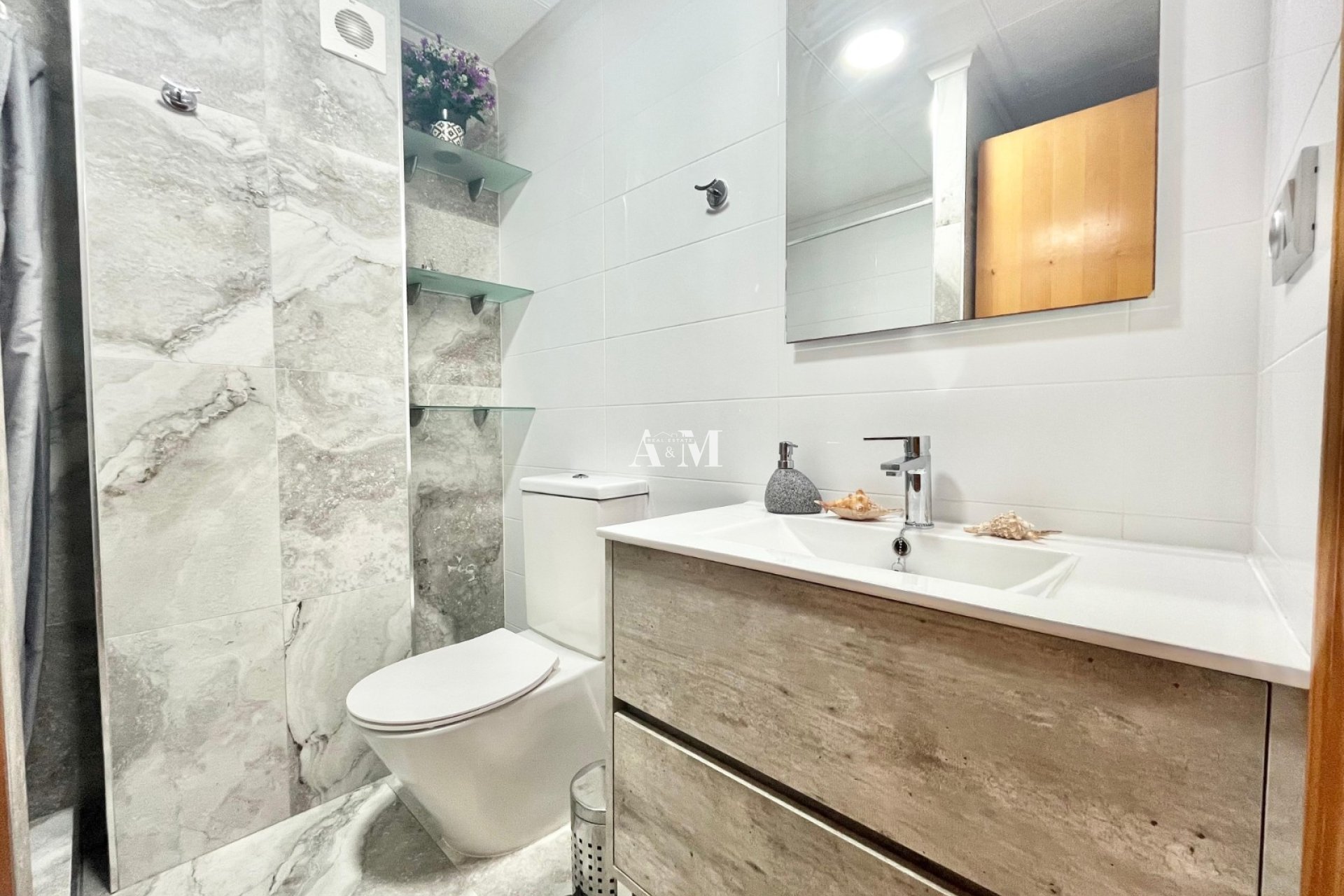 Alquiler a largo plazo - Apartamento / piso - Guardamar del Segura