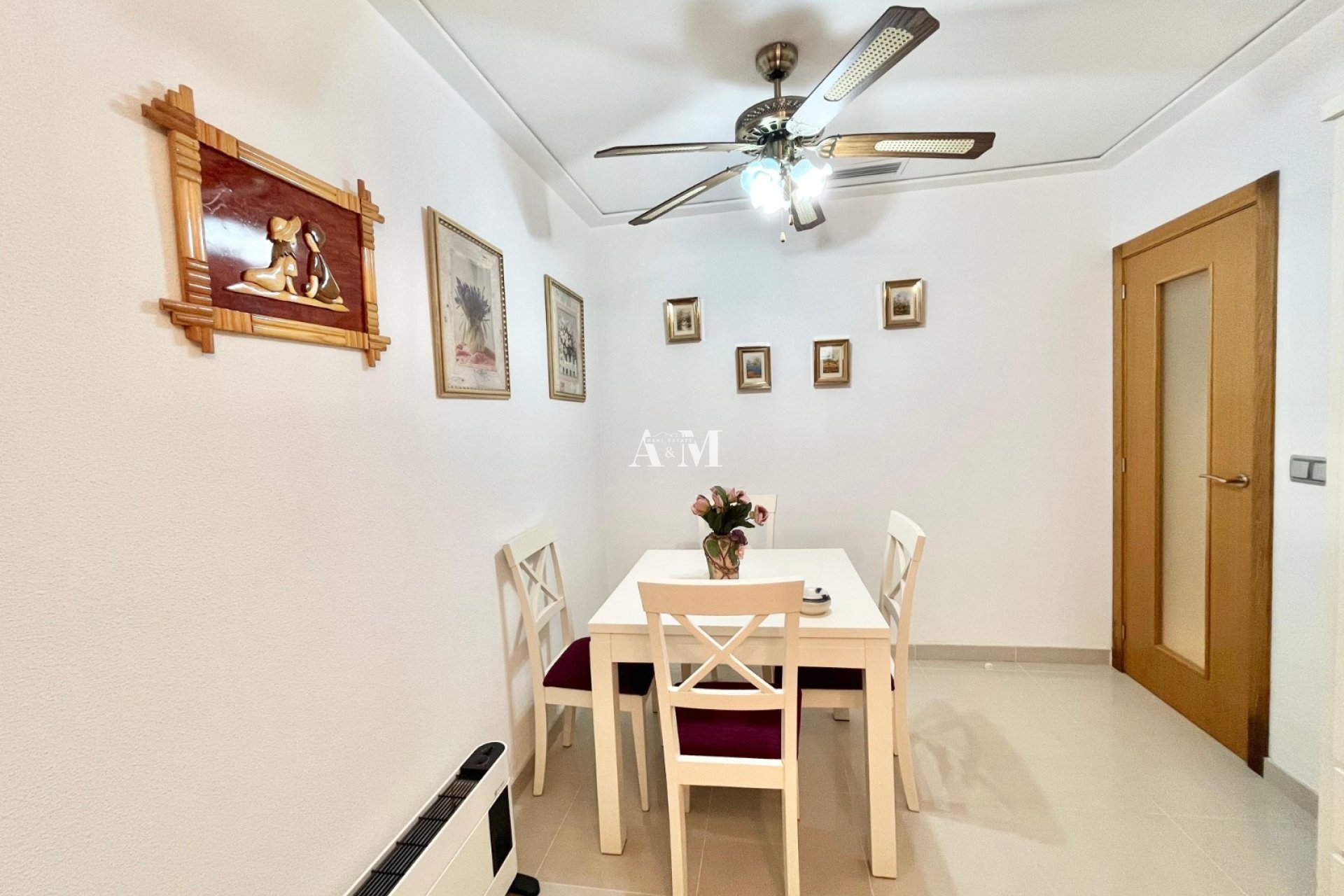 Alquiler a largo plazo - Apartamento / piso - La Mata