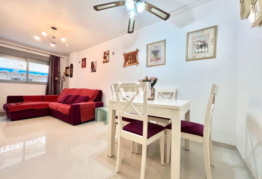 Alquiler a largo plazo - Apartamento / piso - La Mata