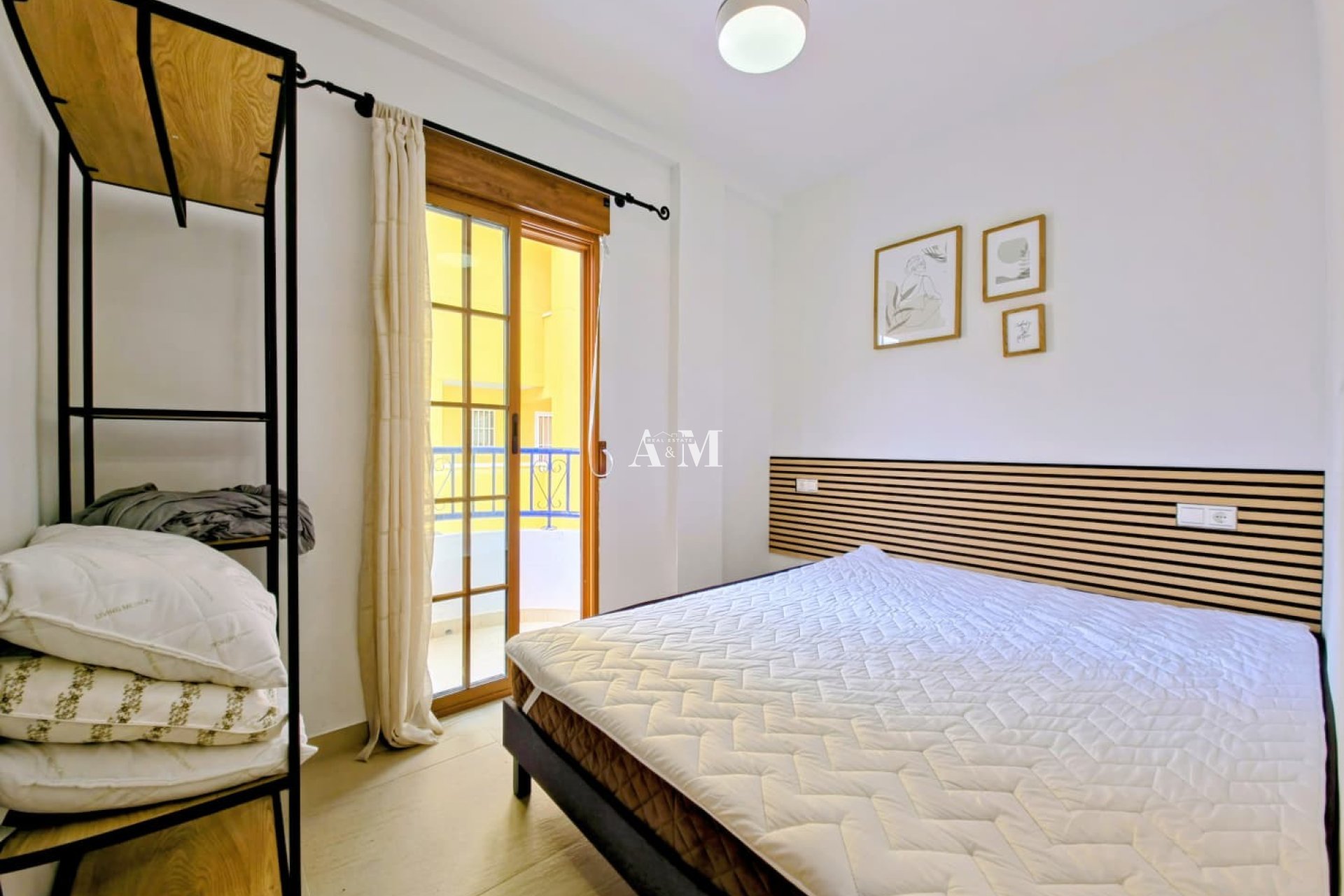 Alquiler a largo plazo - Apartamento / piso - La Mata