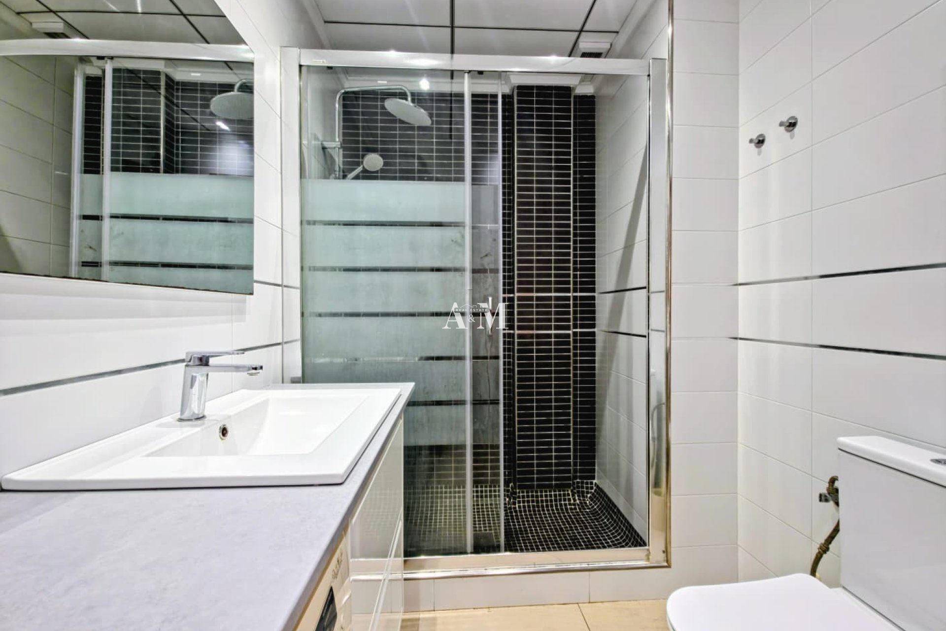 Alquiler a largo plazo - Apartamento / piso - La Mata