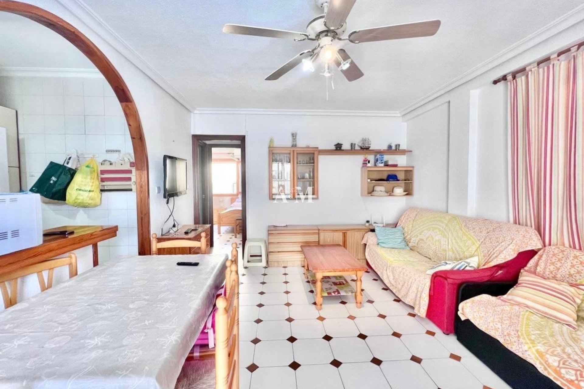 Alquiler a largo plazo - Apartamento / piso - La Mata