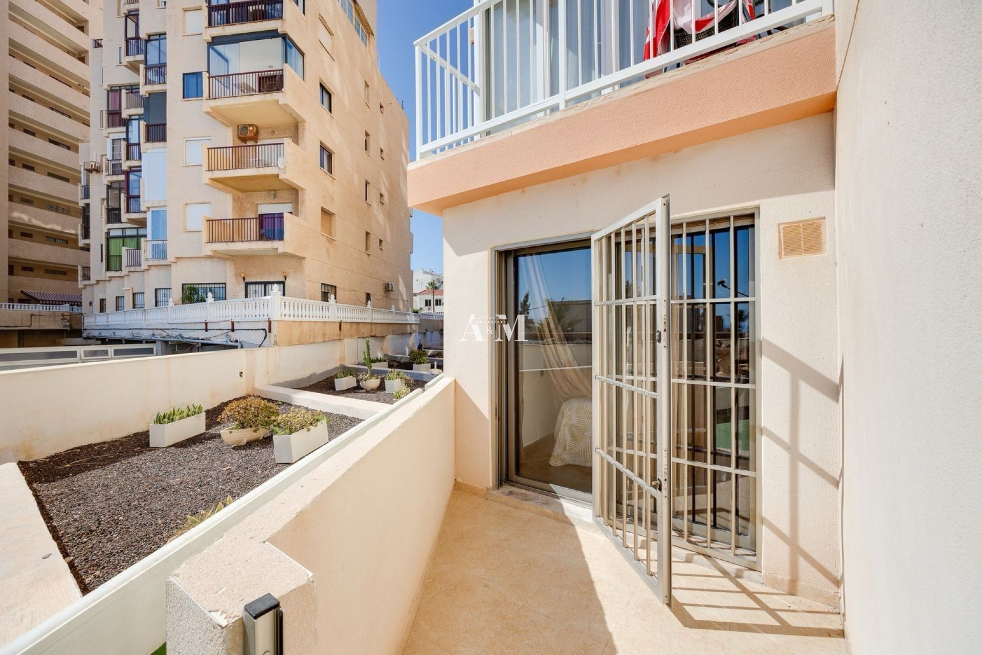 Alquiler a largo plazo - Apartamento / piso - La Mata