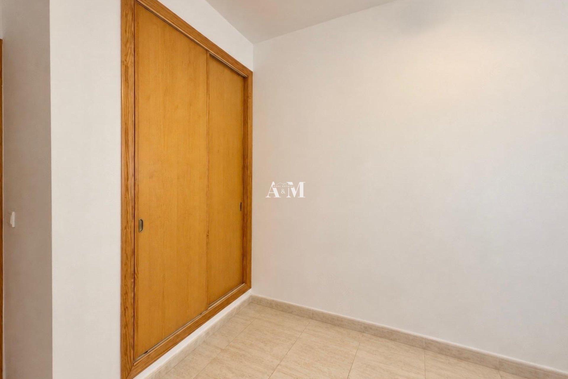 Alquiler a largo plazo - Apartamento / piso - Los Alcazares