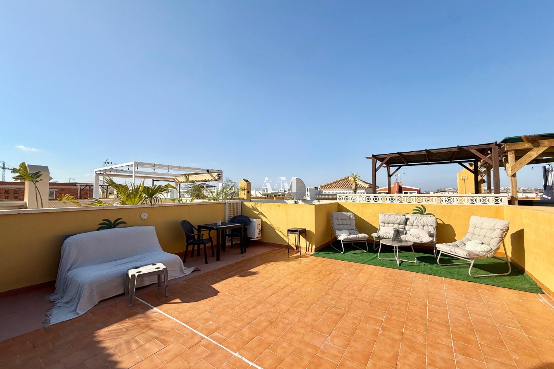 Alquiler a largo plazo - Apartamento / piso - Los Montesinos