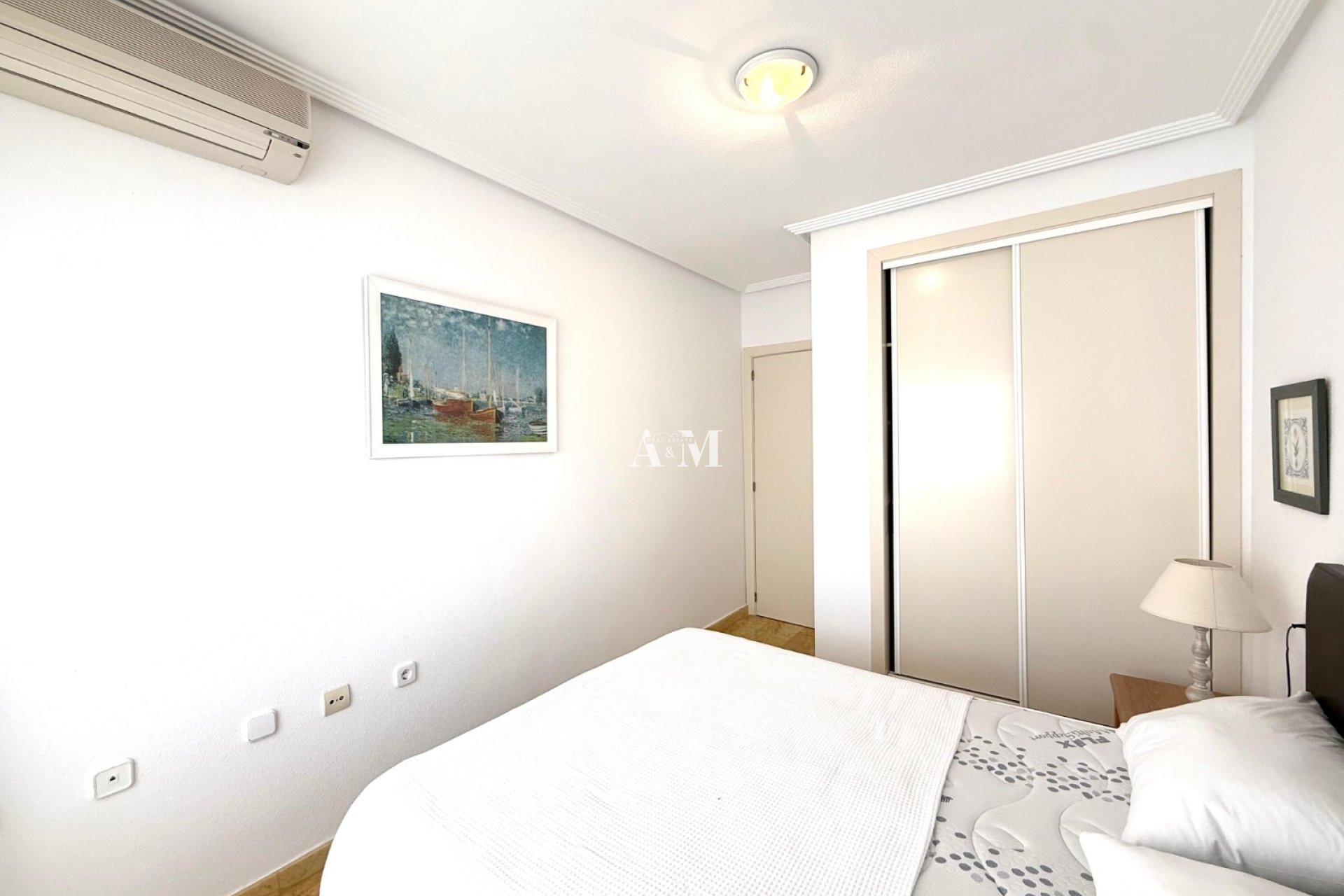 Alquiler a largo plazo - Apartamento / piso - Orihuela Costa - Cabo roig - La Zenia