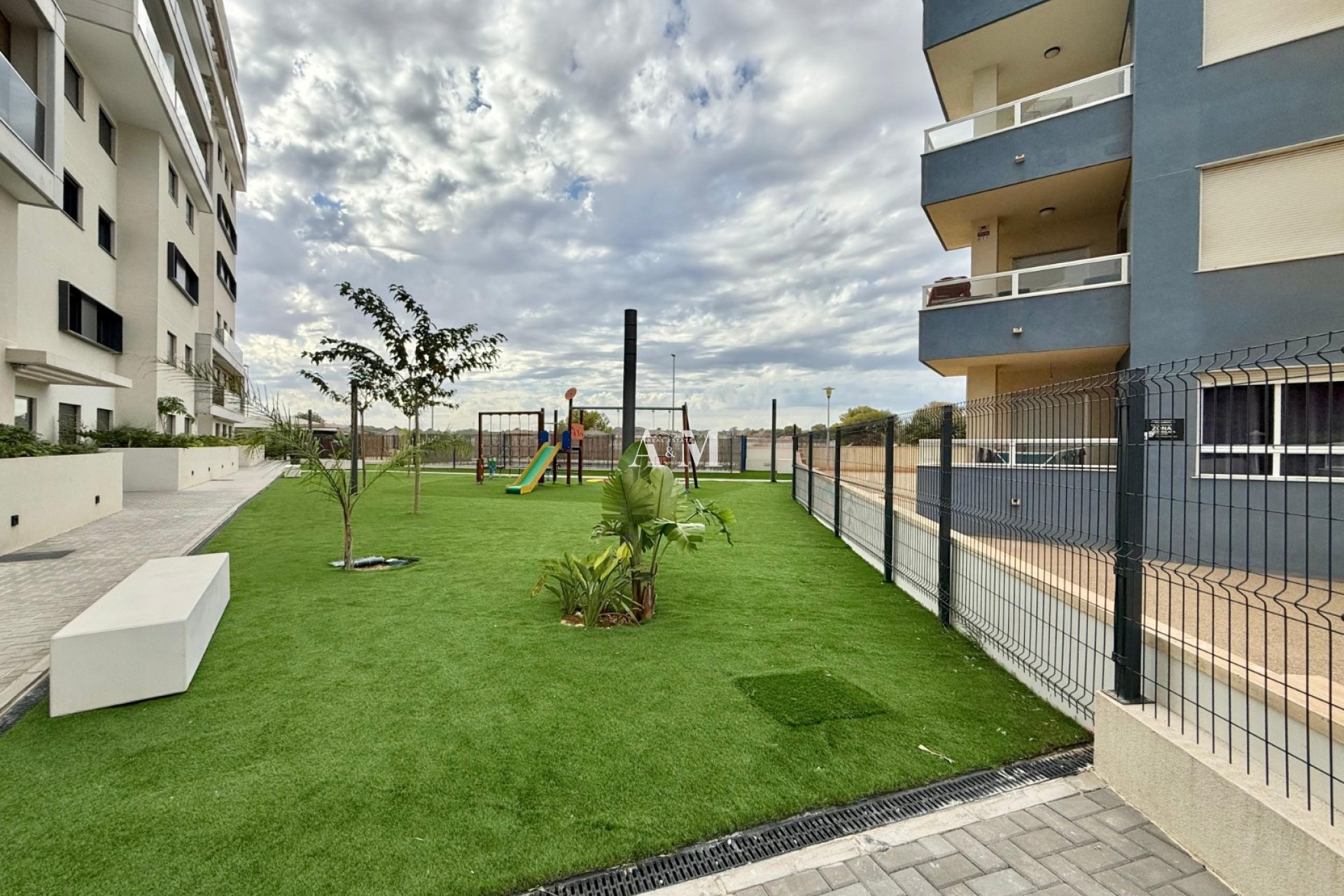 Alquiler a largo plazo - Apartamento / piso - Orihuela Costa - Dehesa de campoamor