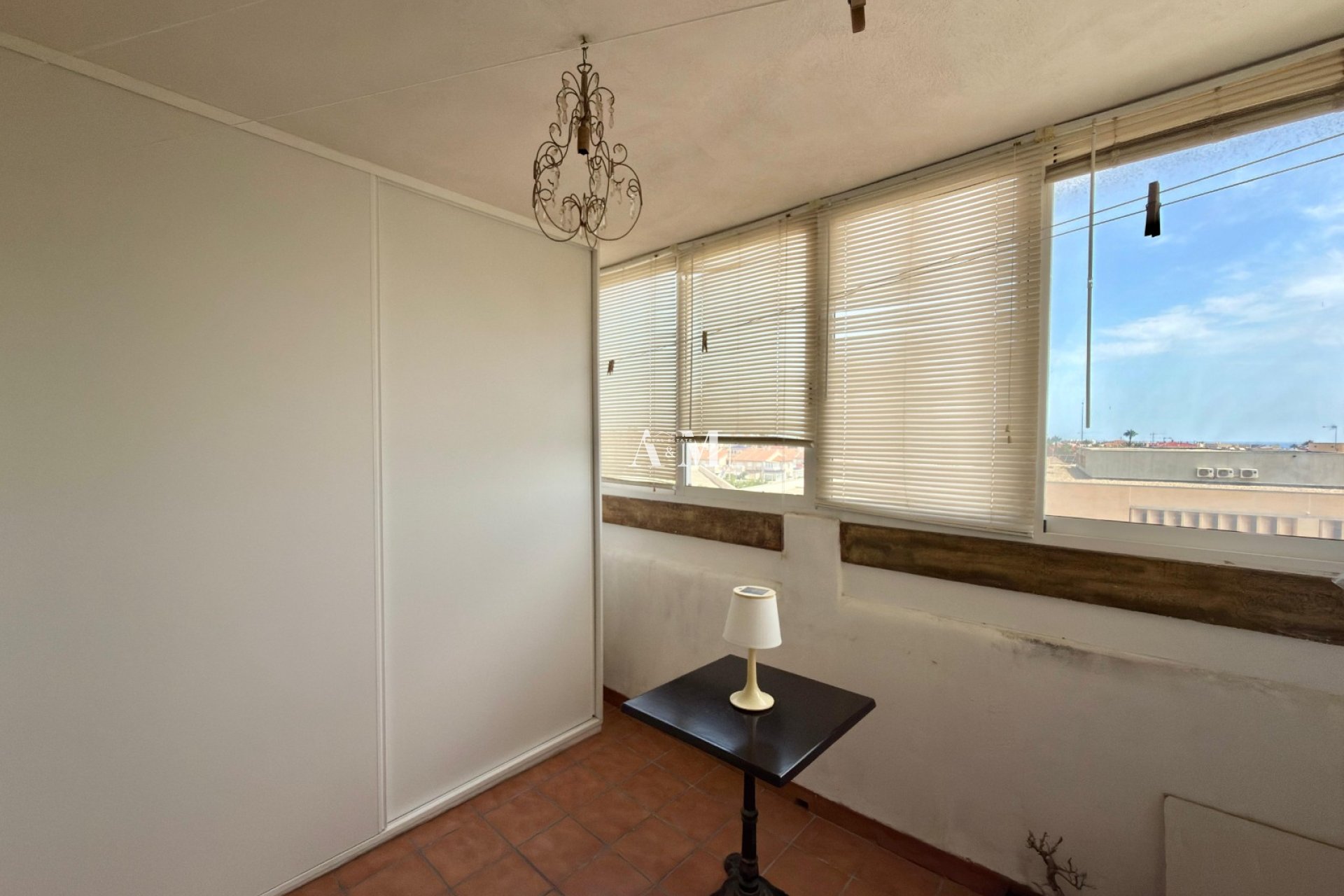 Alquiler a largo plazo - Apartamento / piso - Orihuela Costa - La Florida