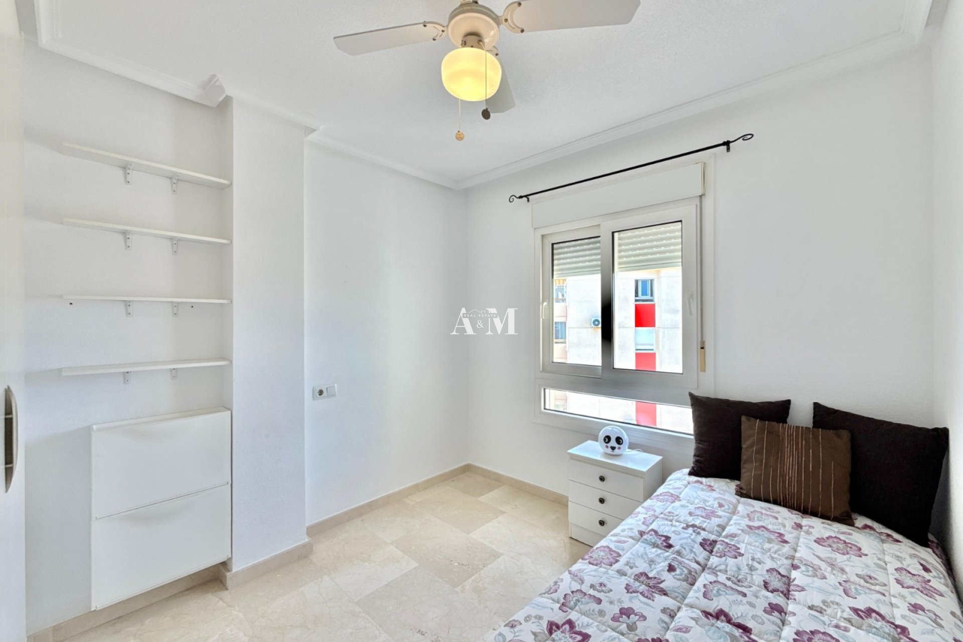 Alquiler a largo plazo - Apartamento / piso - Orihuela Costa - La Florida