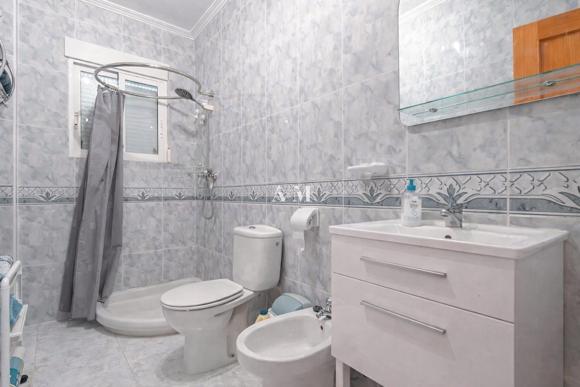 Alquiler a largo plazo - Apartamento / piso - Orihuela Costa - Las Filipinas