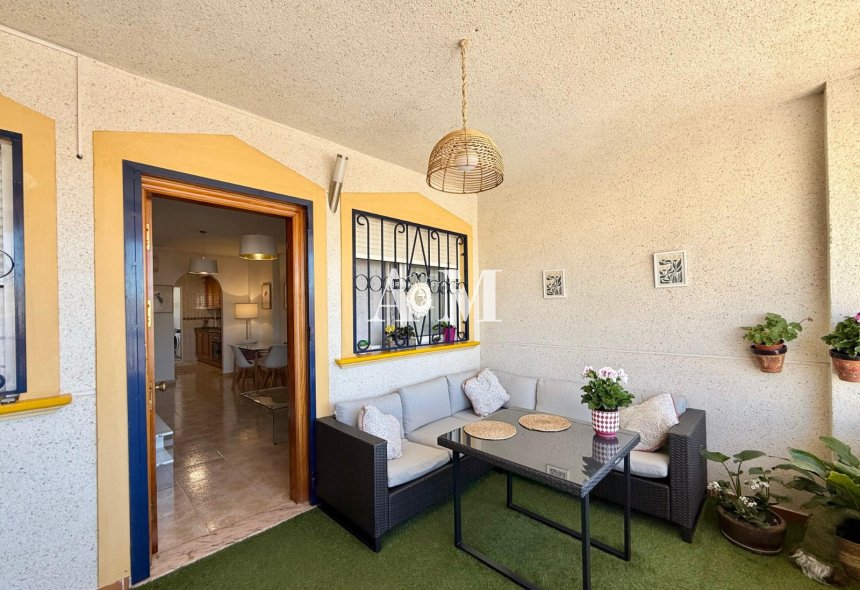 Alquiler a largo plazo - Apartamento / piso - Orihuela Costa - Los Altos