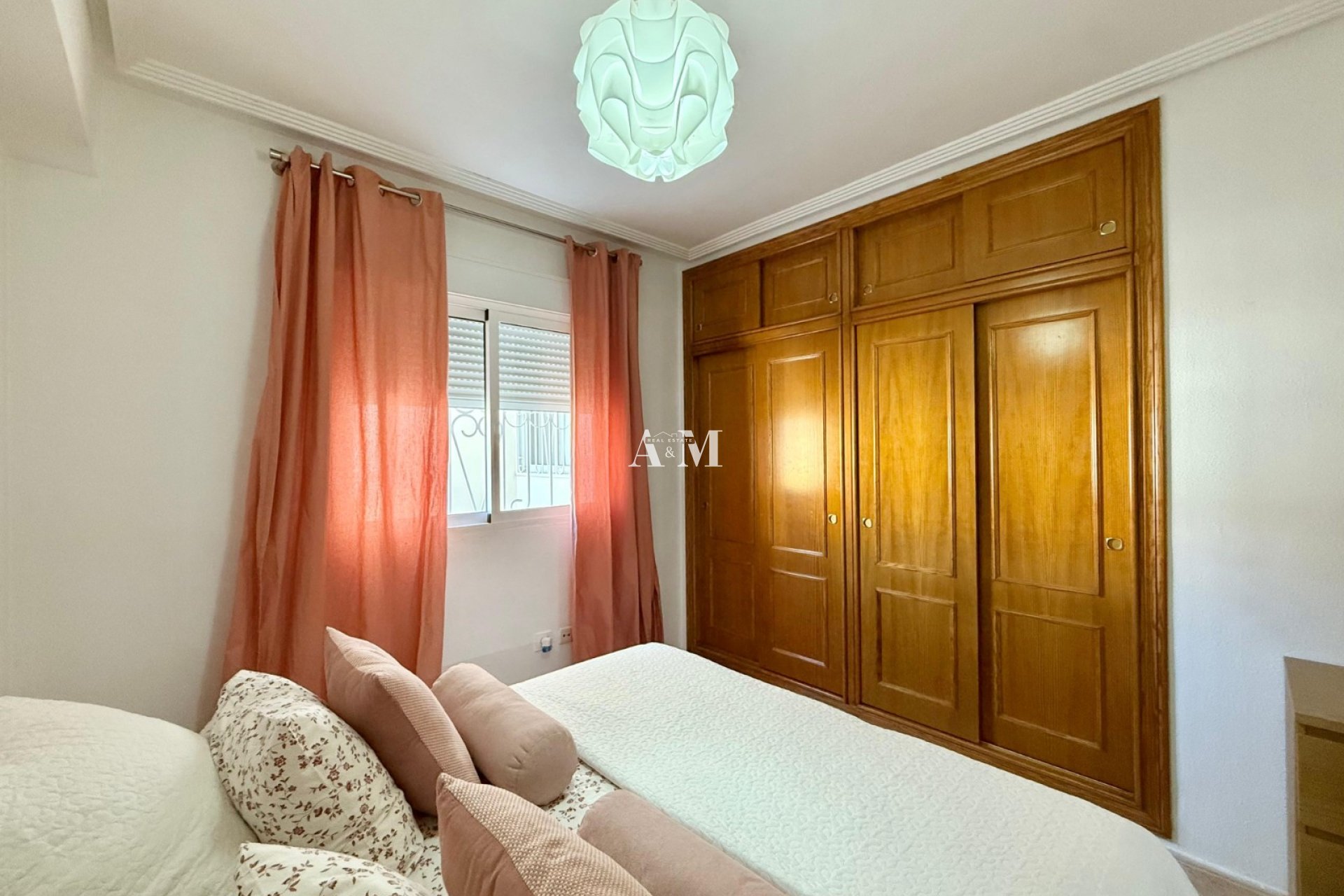 Alquiler a largo plazo - Apartamento / piso - Orihuela Costa - Los Altos